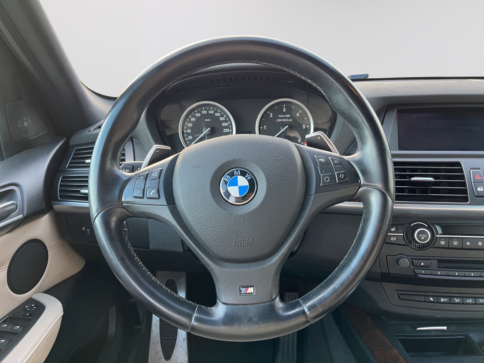 BMW X5 xDrive M50d Steptronic-image-10