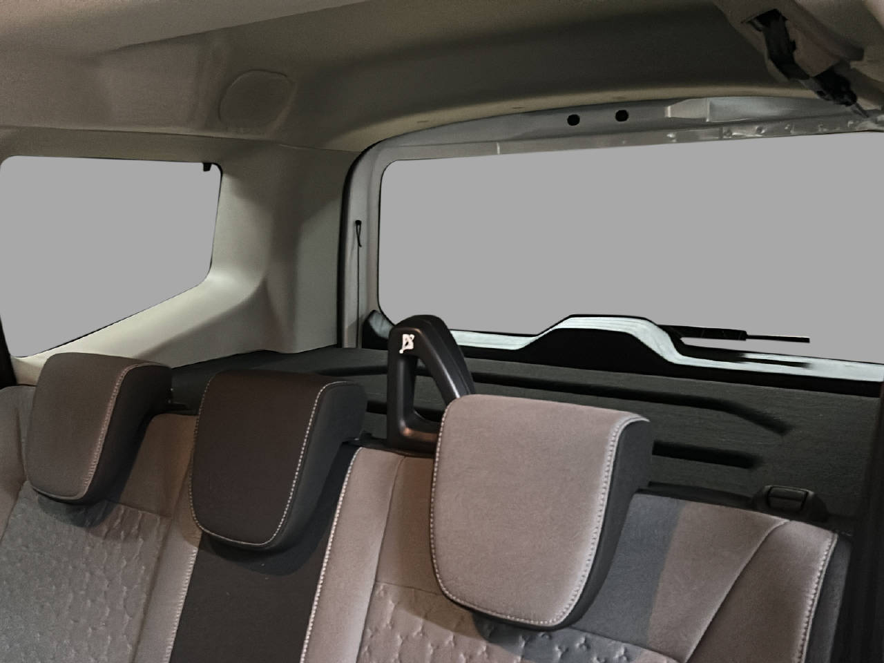 FORD TOURNEO COURIERier 1.0 EcoBoost Titanium-image-13