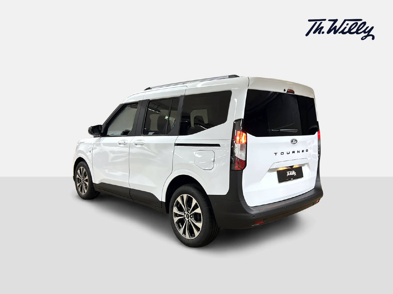 FORD TOURNEO COURIERier 1.0 EcoBoost Titanium-image-2