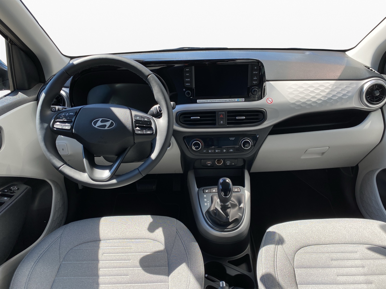 HYUNDAI i10 1.2 Vertex-image-11