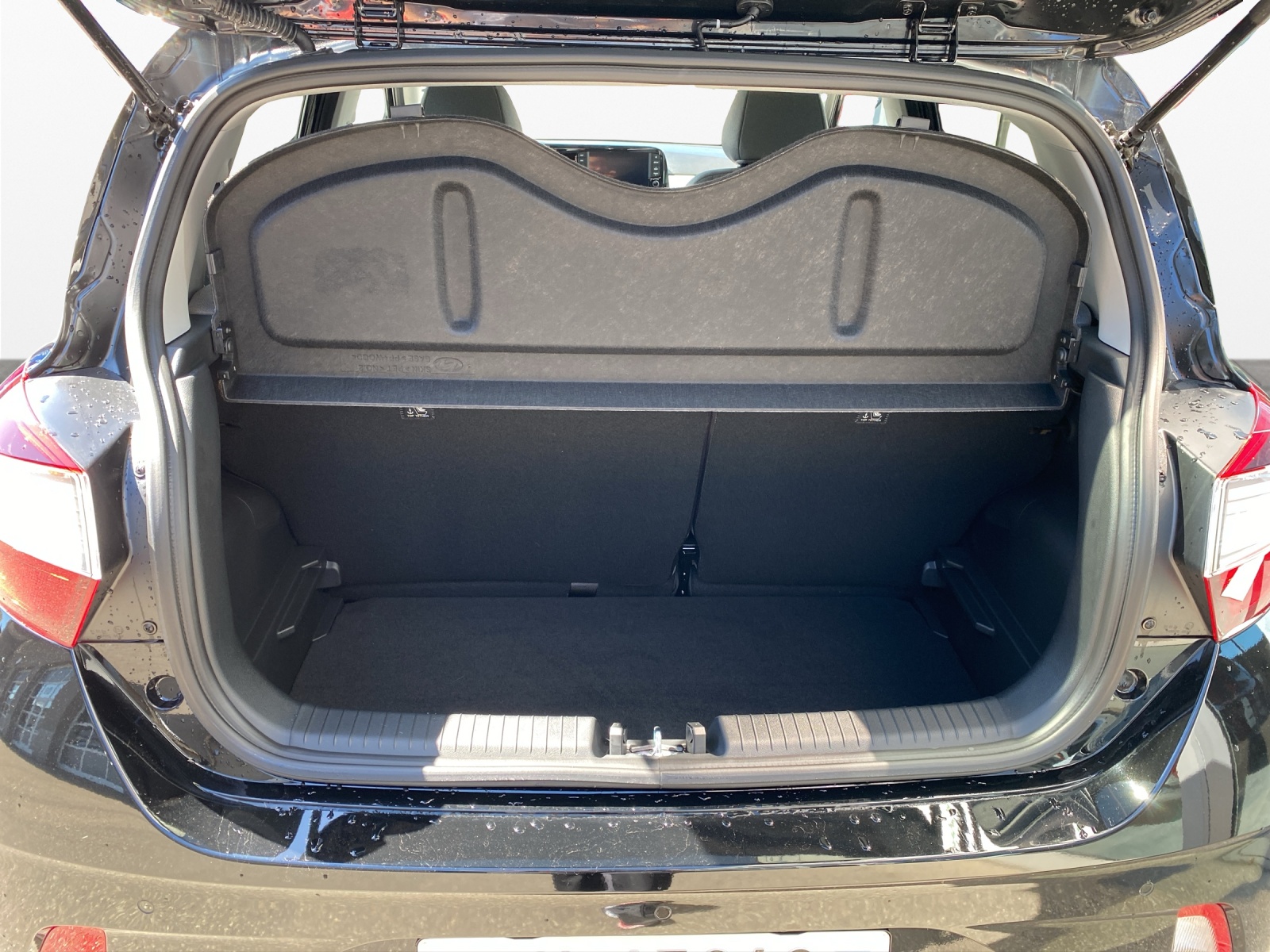 HYUNDAI i10 1.2 Vertex-image-15