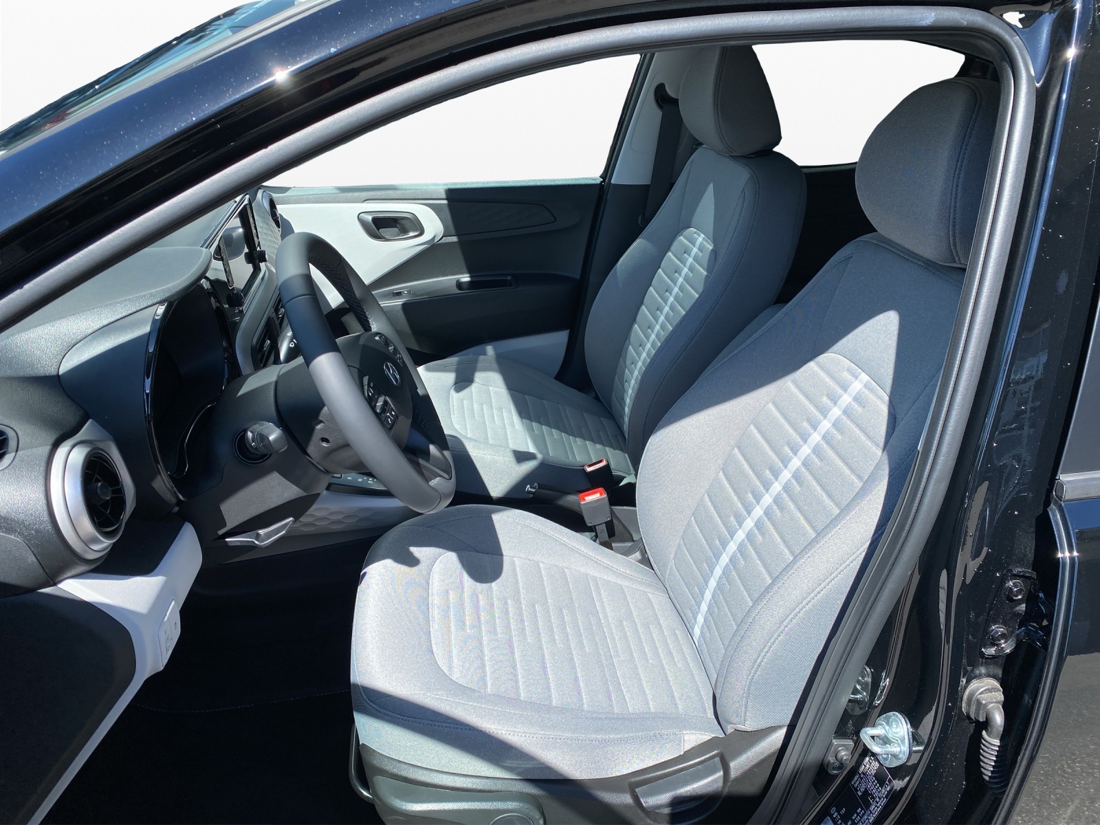 HYUNDAI i10 1.2 Vertex-image-9