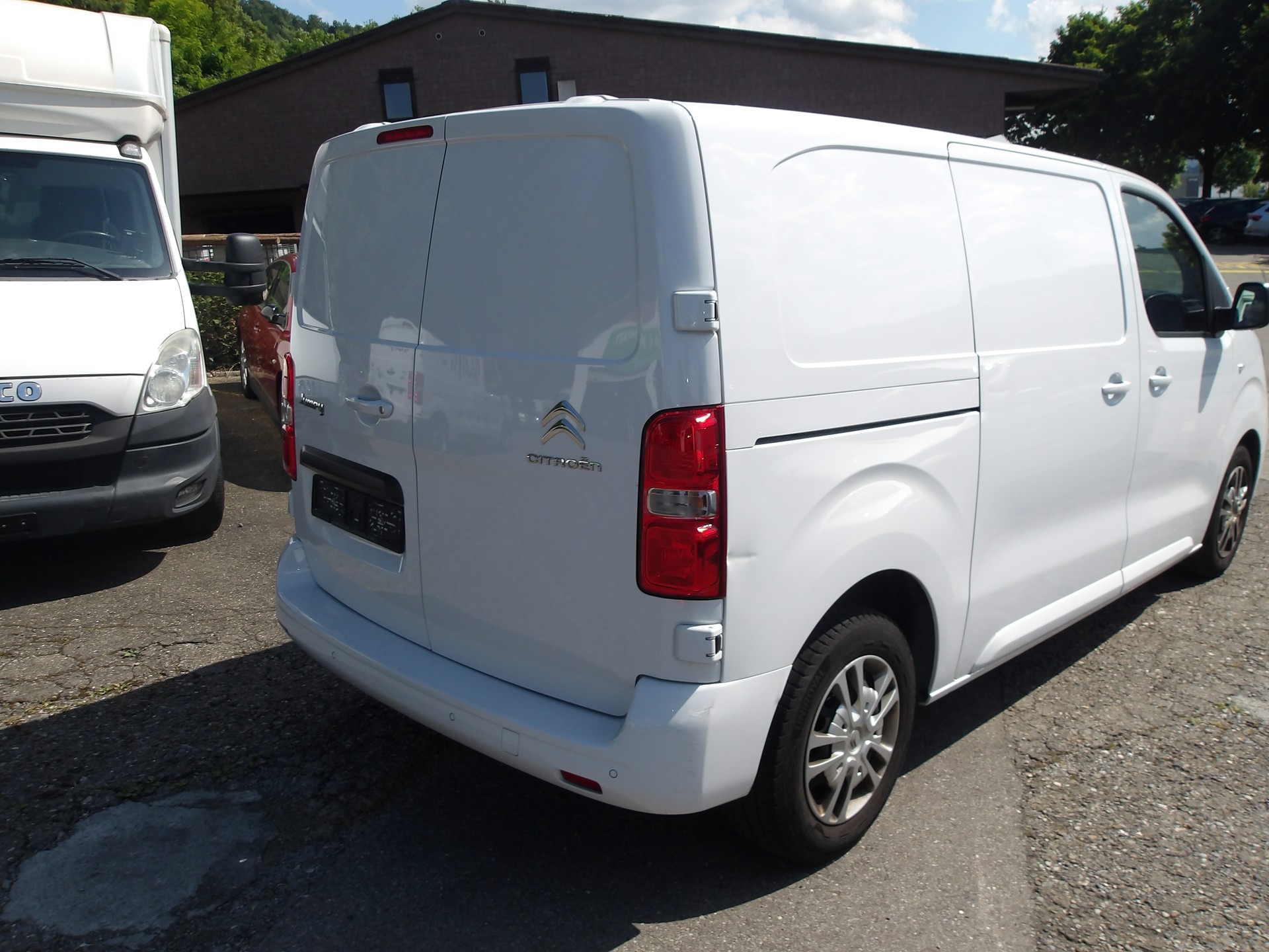 CITROEN Jumpy 2.0 BlueHDi 145 M EAT8-image-6