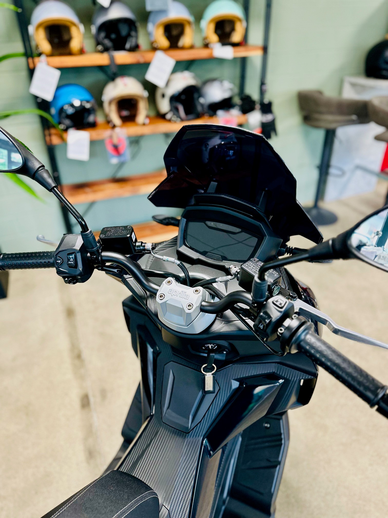 APRILIA SR 200 GT ABS-image-8