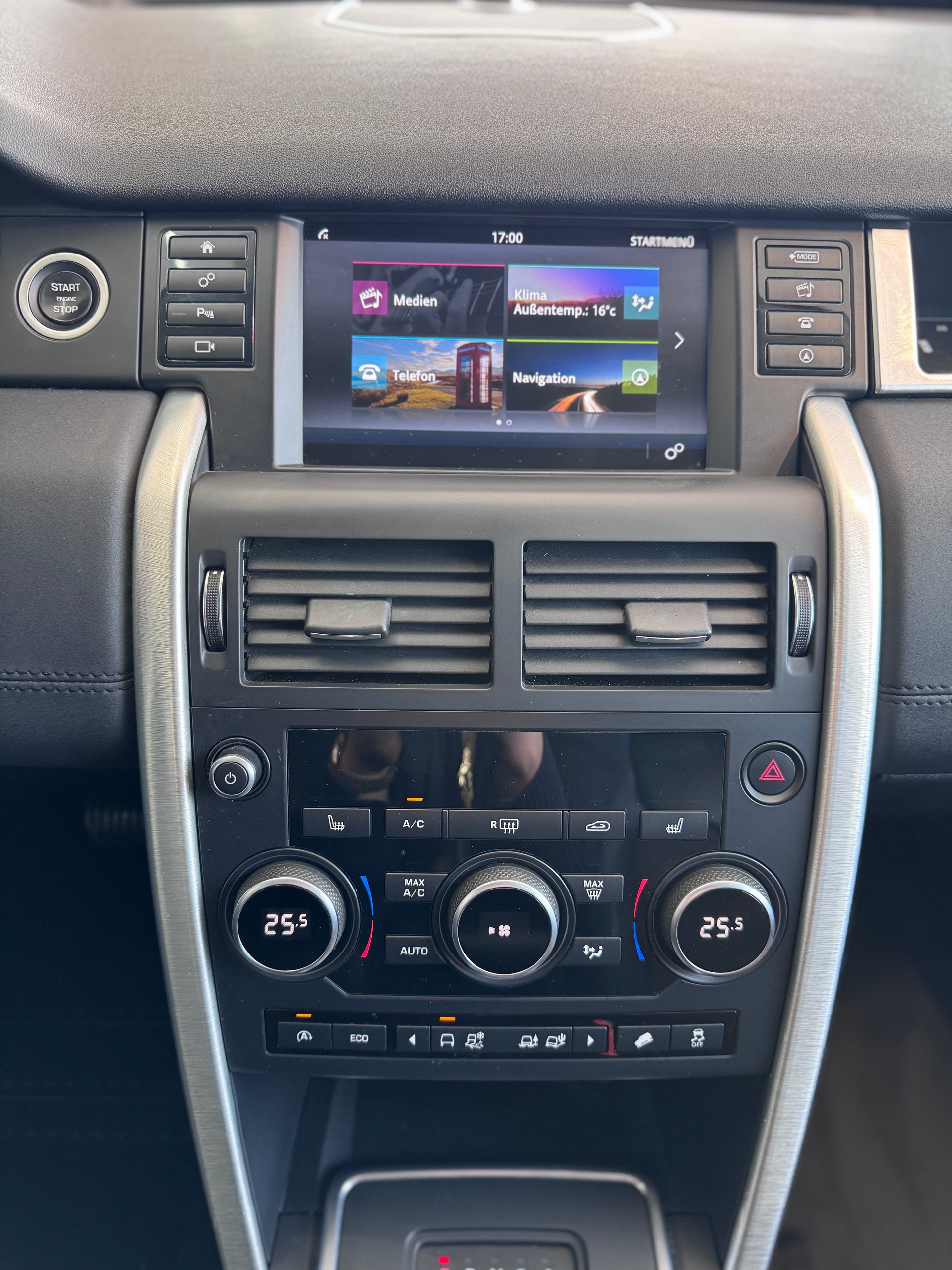 LAND ROVER Discovery Sport 2.0 TD4 Pure AT9-image-12