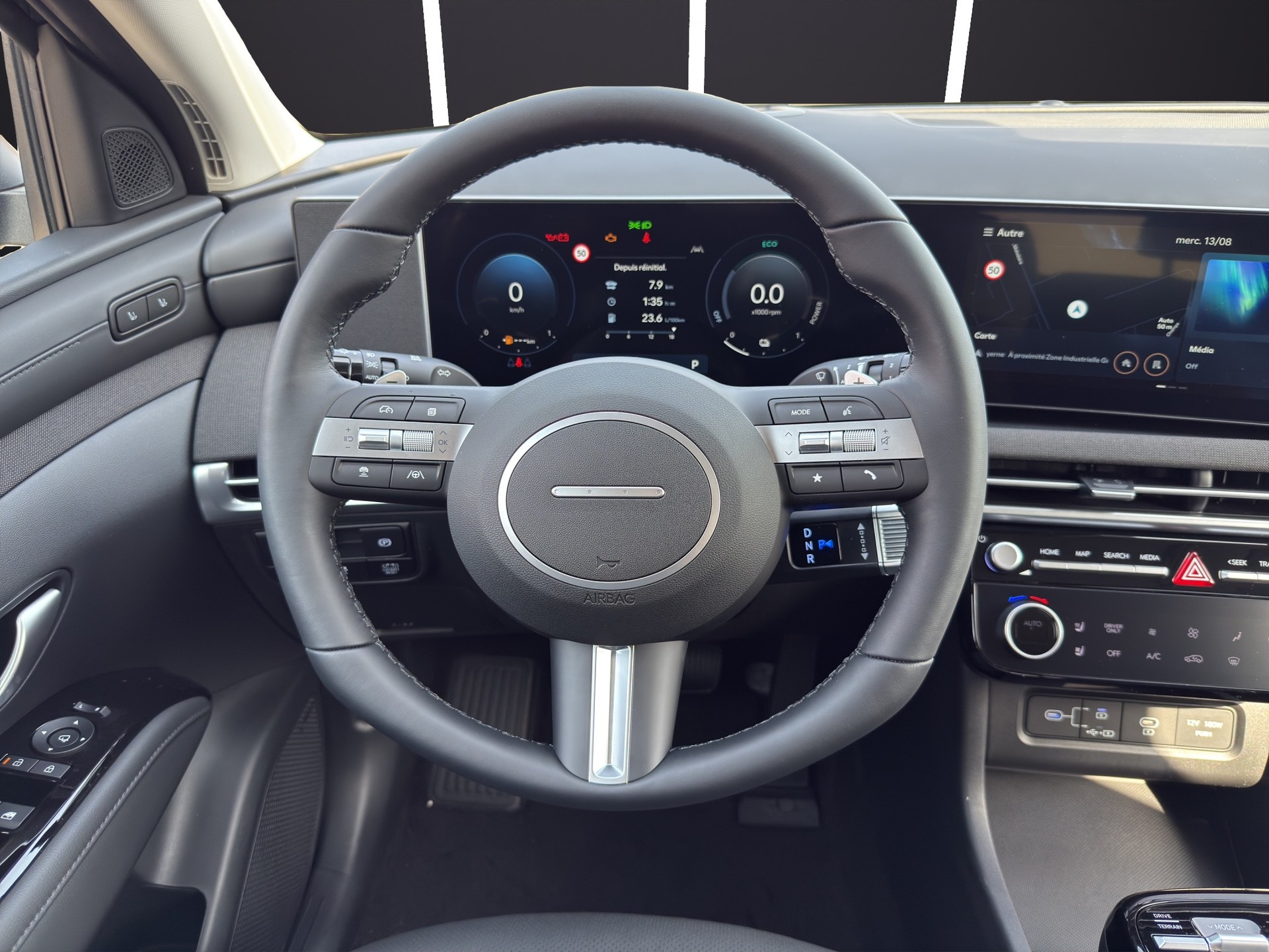 HYUNDAI Tucson 1.6 TGDI HEV Vertex Swiss Edition 4WD-image-9