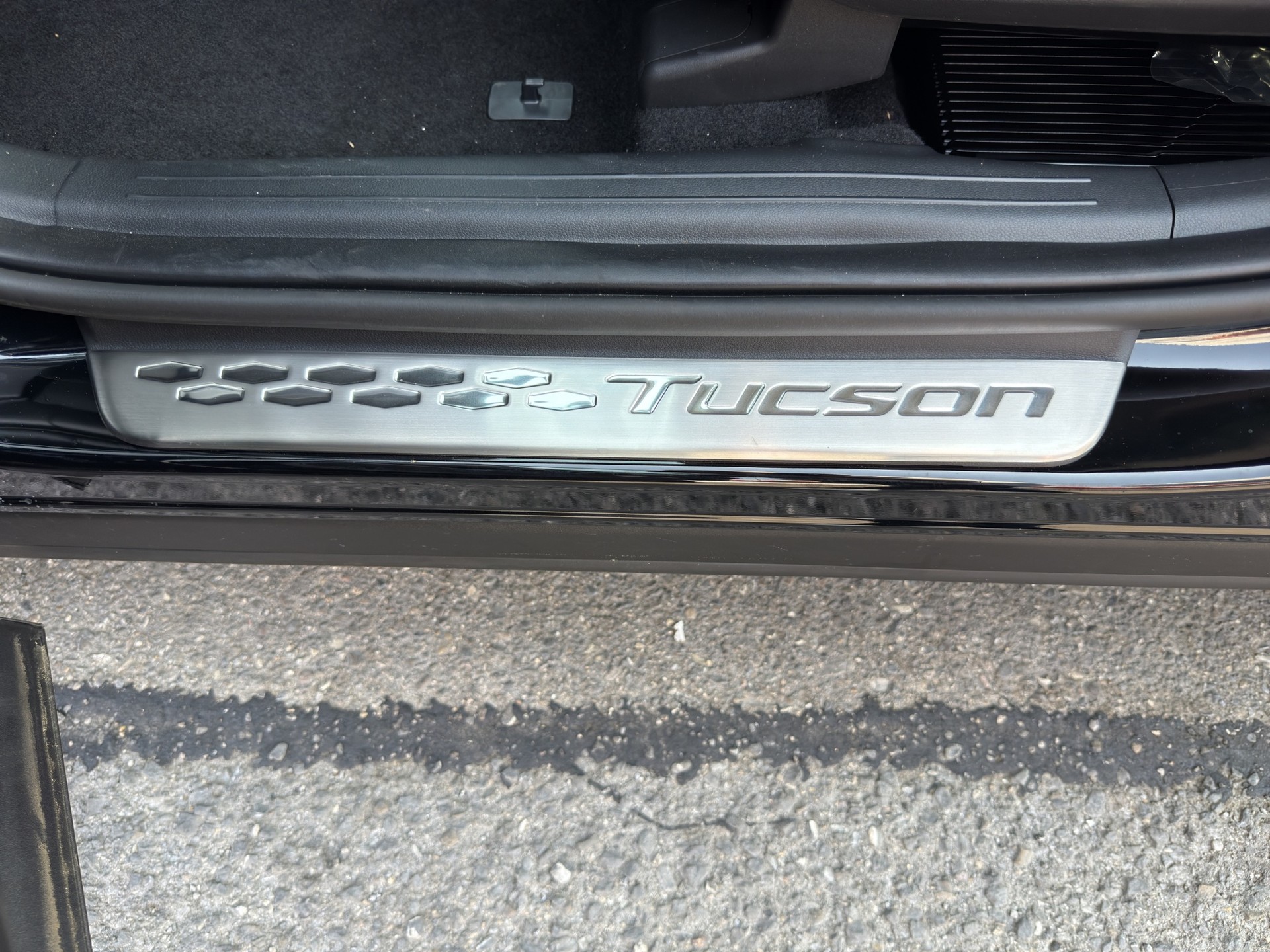 HYUNDAI Tucson 1.6 TGDI HEV Vertex Swiss Edition 4WD-image-18