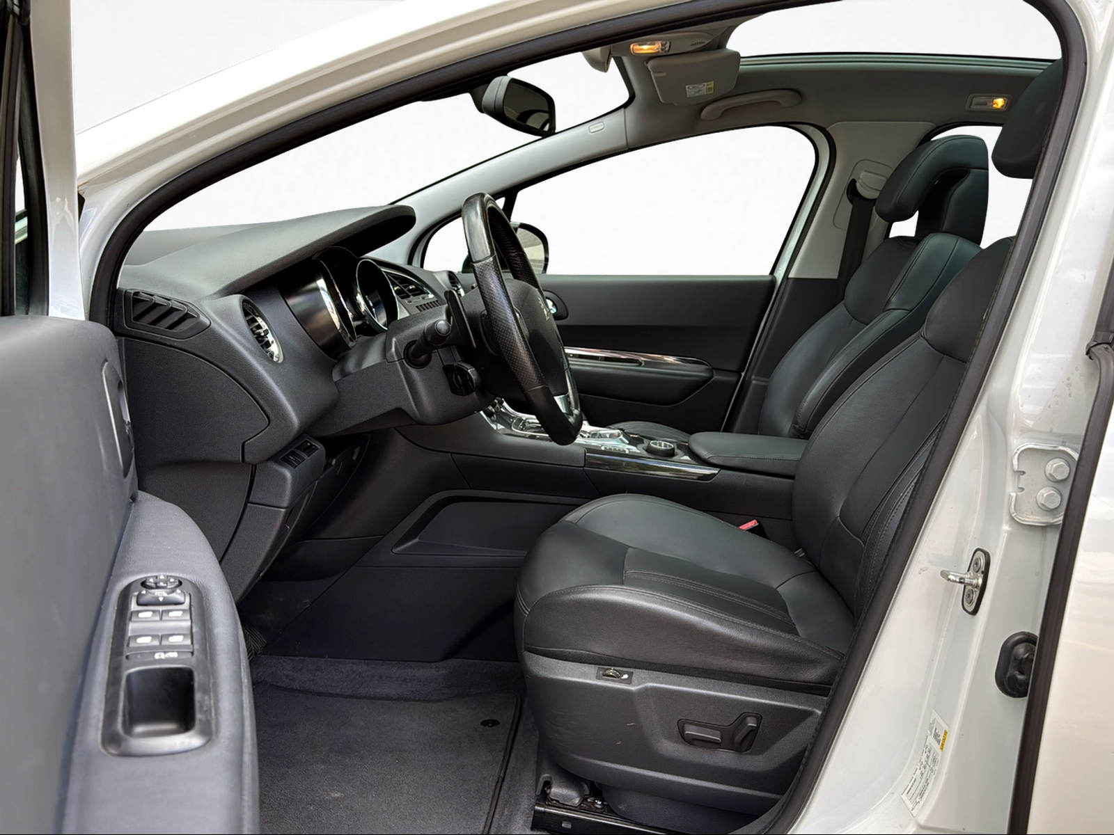 PEUGEOT 3008 HYbrid4 2.0 HDI ETG6-image-10