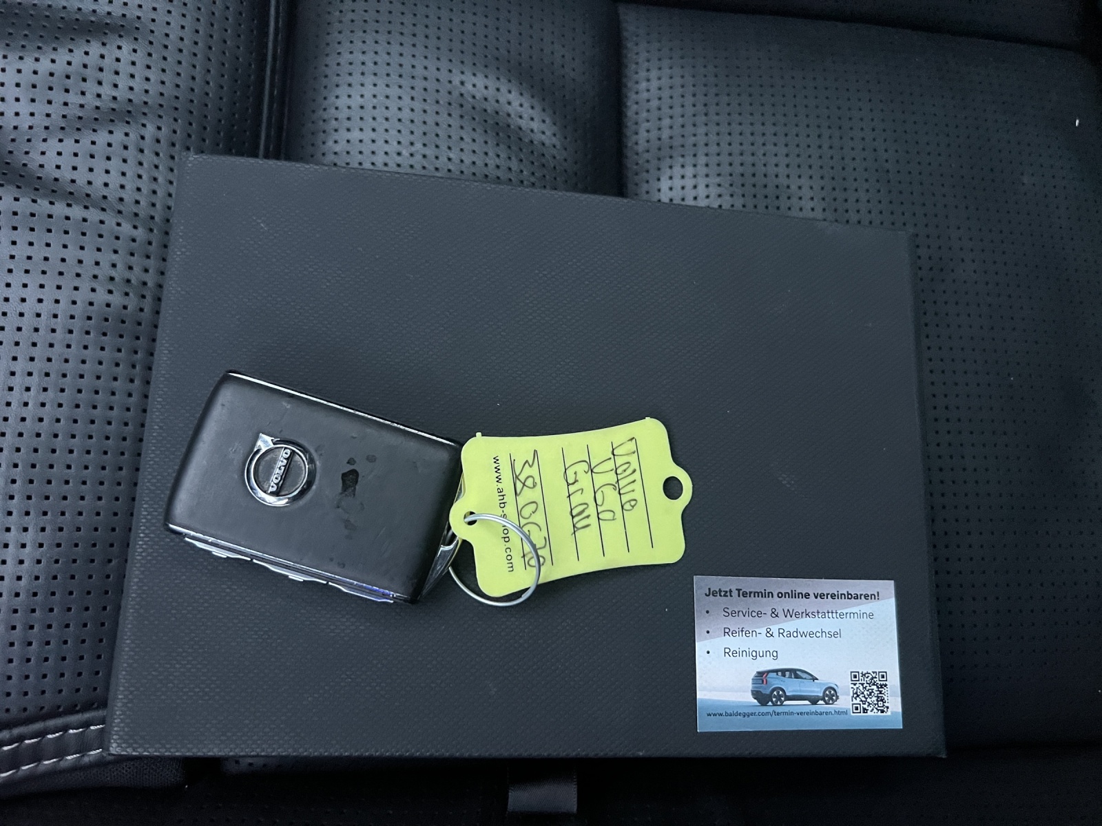 VOLVO V60 D4 AWD Inscription Geartronic-image-23