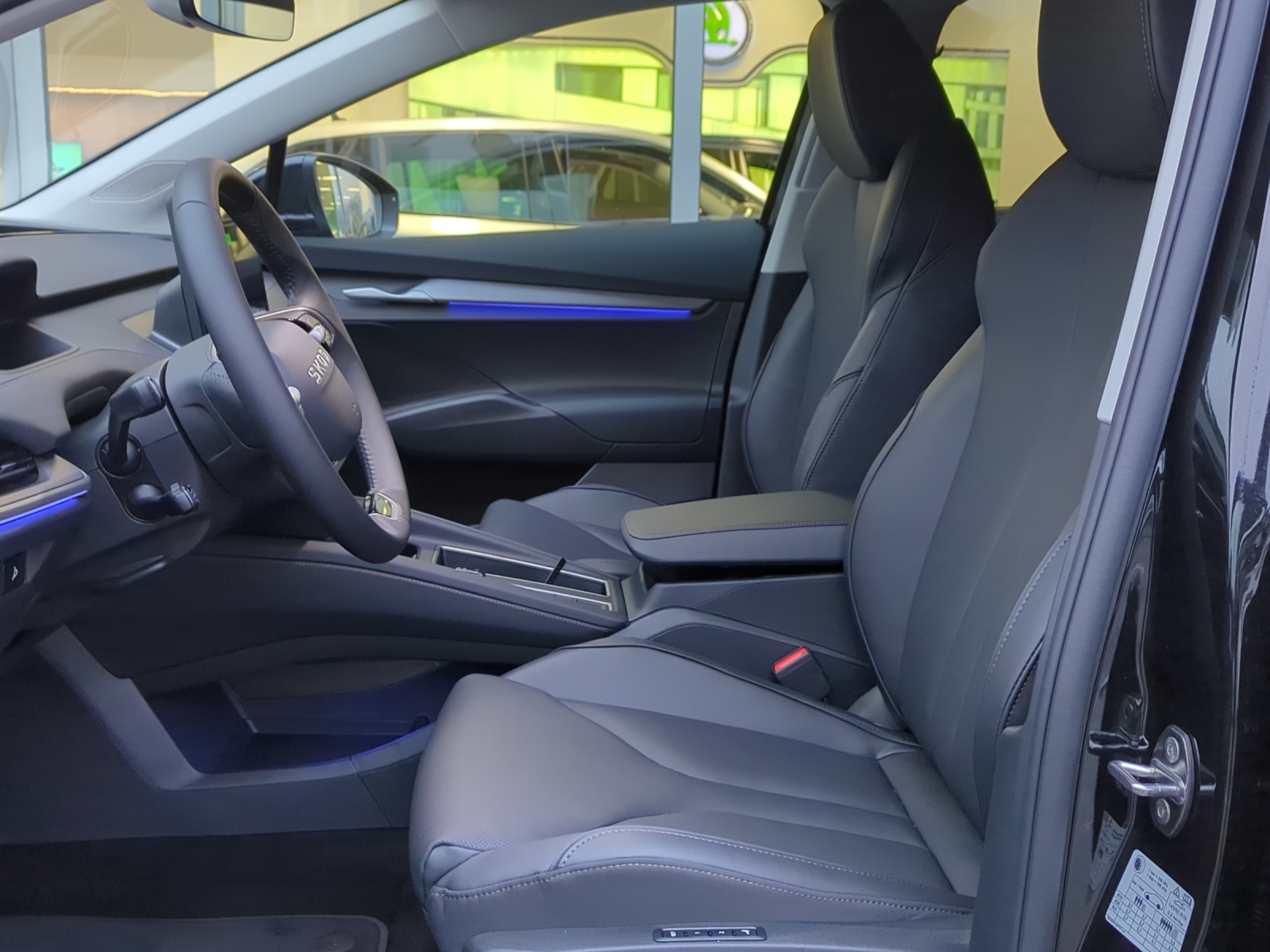 SKODA Enyaq 85x 4x4-image-5