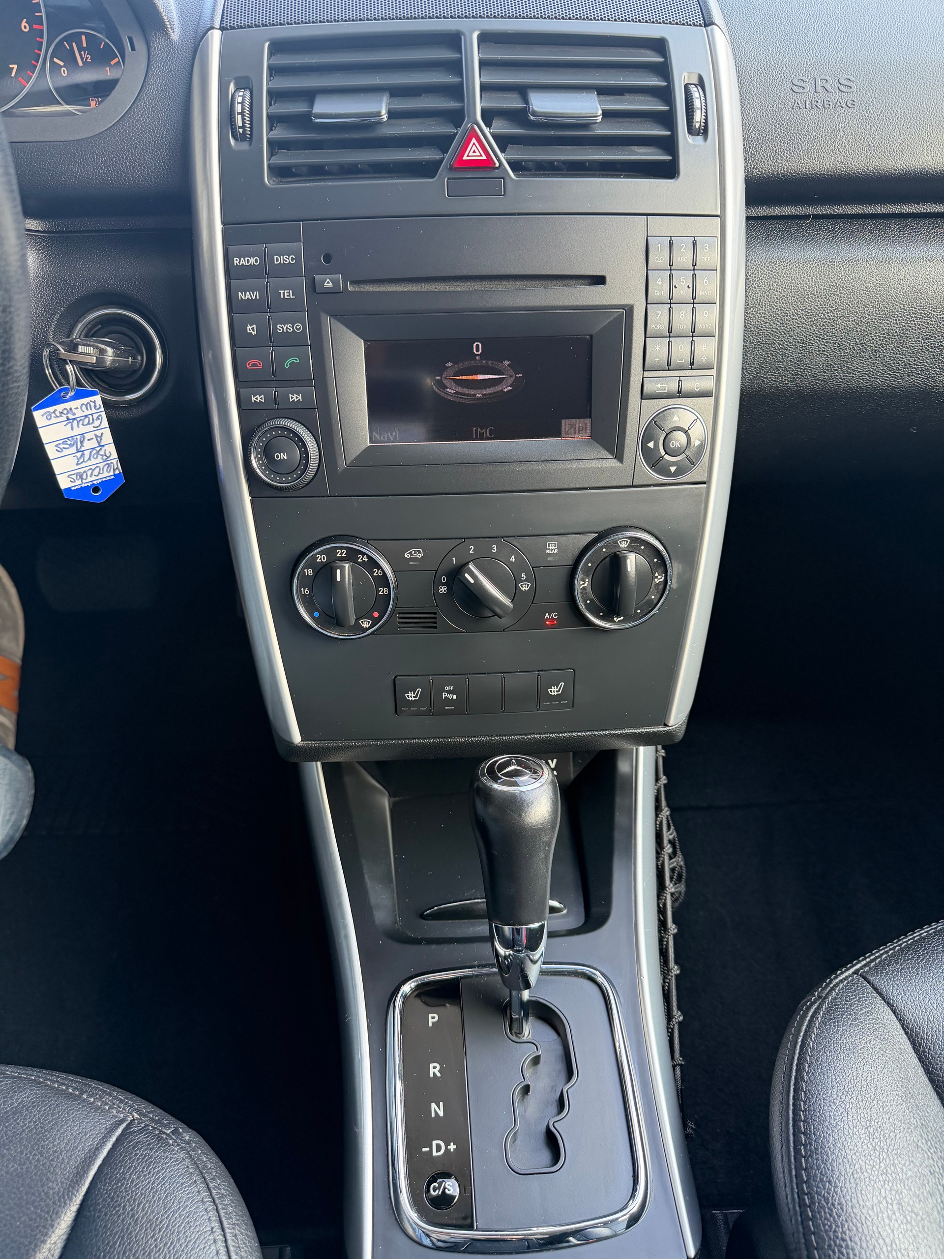 MERCEDES-BENZ A 200 Elégance Autotronic-image-6
