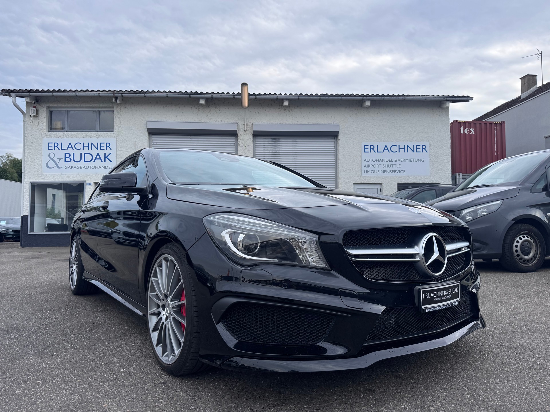 MERCEDES-BENZ CLA Shooting Brake 45 AMG 4Matic Speedshift-image-0