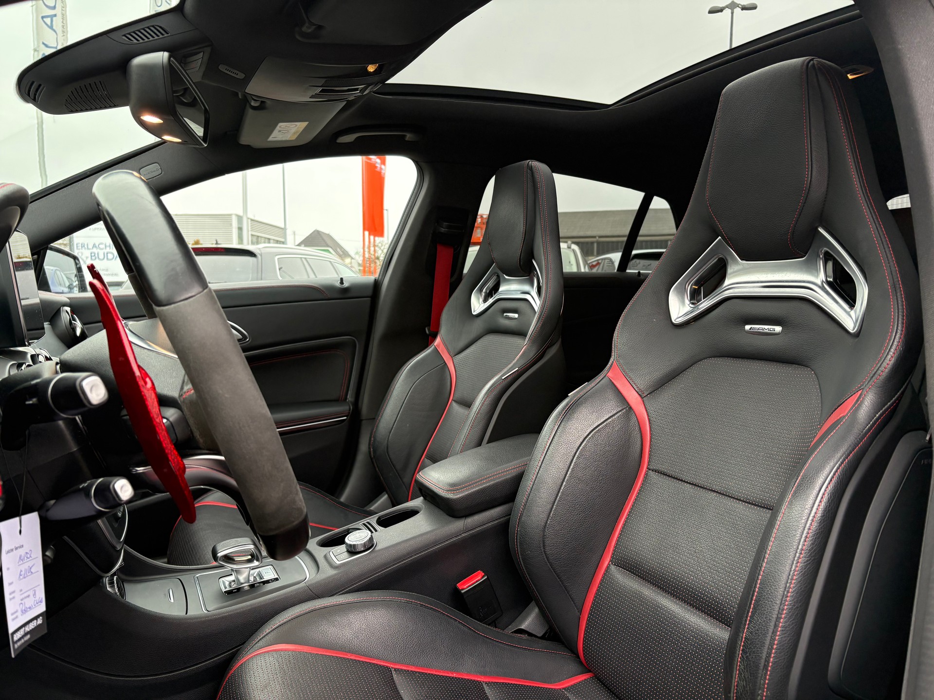 MERCEDES-BENZ CLA Shooting Brake 45 AMG 4Matic Speedshift-image-11