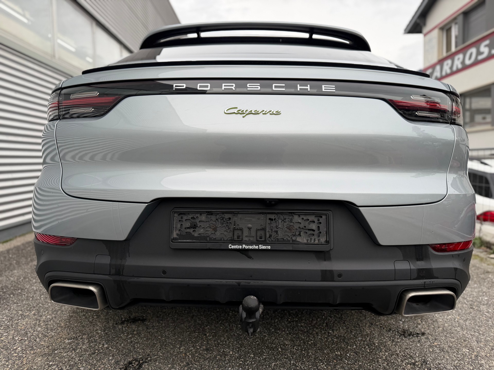 PORSCHE Cayenne Coupé E-Hybrid-image-13