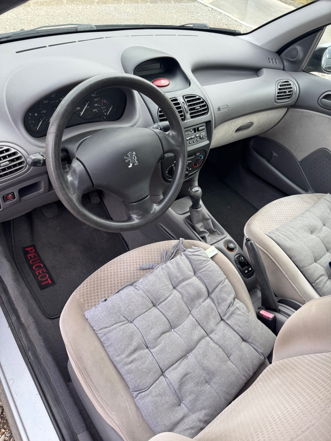 PEUGEOT 206 1.4 HDI Look-image-8