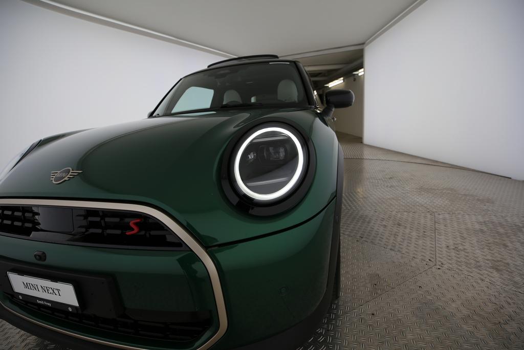 MINI F66 2.0i Cooper S-image-17