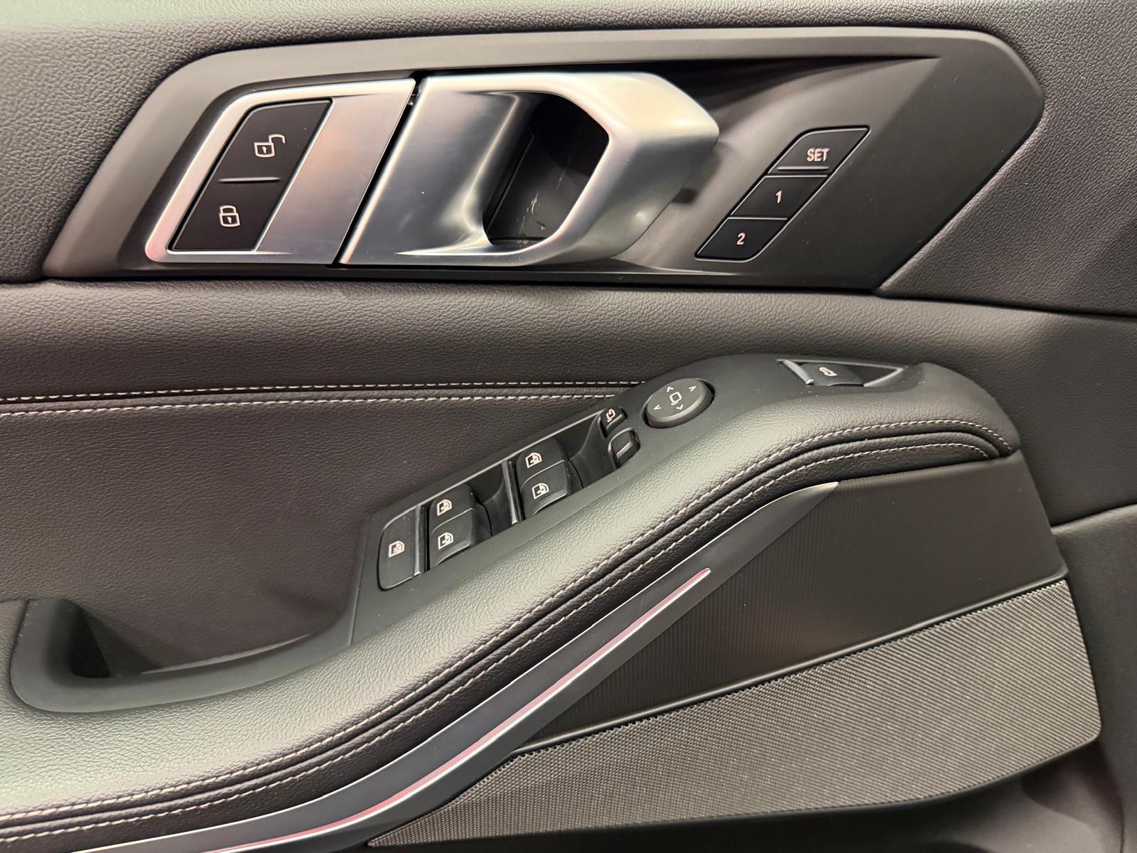 BMW X5 30d xDrive SAG-image-17