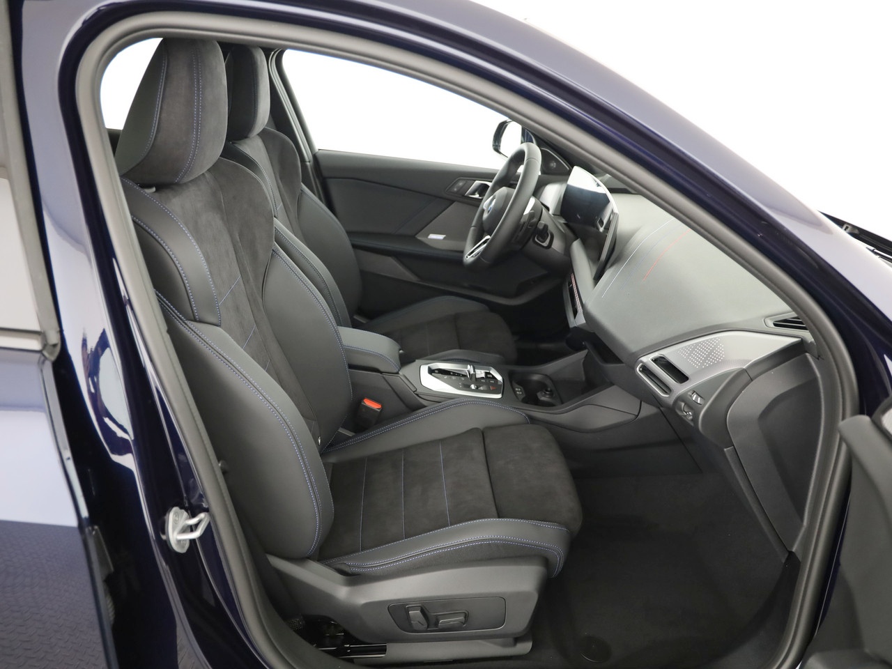 BMW 123 xDrive M Sport Steptronic-image-16