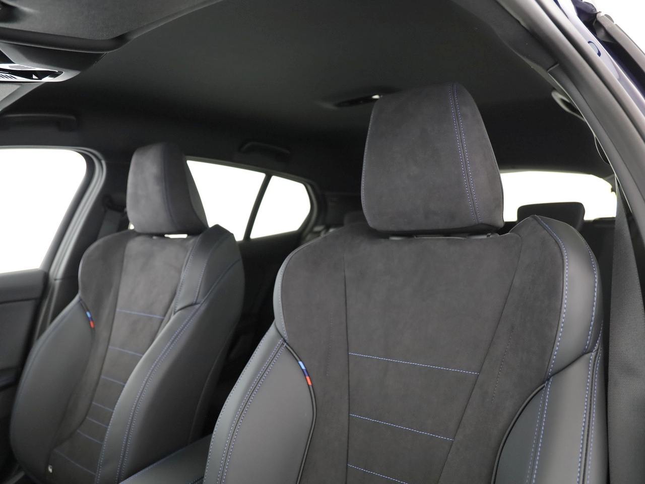 BMW 123 xDrive M Sport Steptronic-image-13