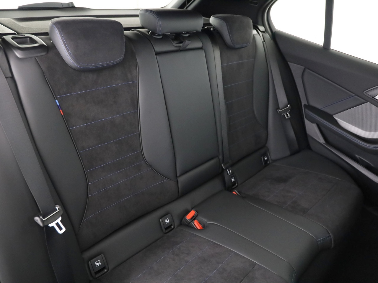 BMW 123 xDrive M Sport Steptronic-image-17