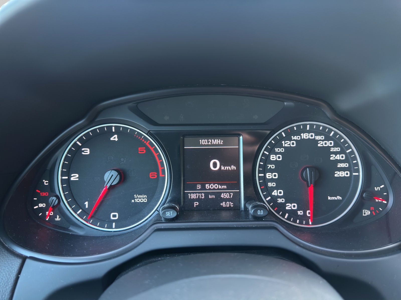 AUDI Q5 3.0 TDI quattro S-tronic-image-22