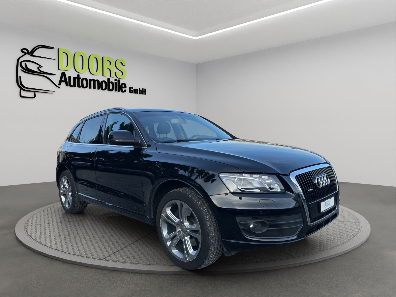 AUDI Q5 3.0 TDI quattro S-tronic-image-0