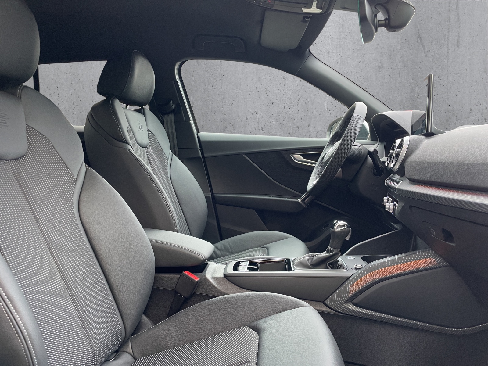 AUDI Q2 35 TFSI S line S-tronic-image-7