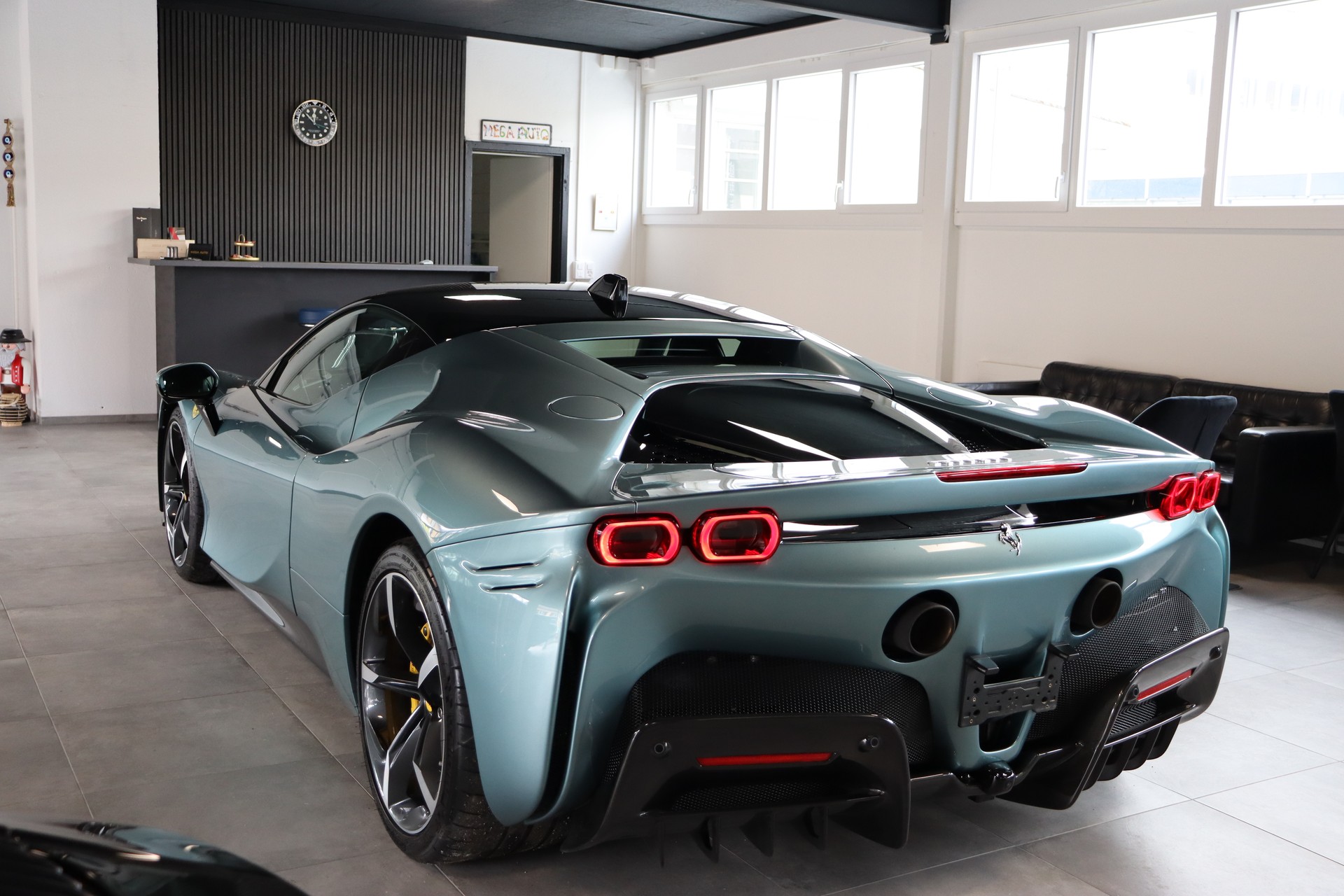FERRARI SF90 Stradale-image-5