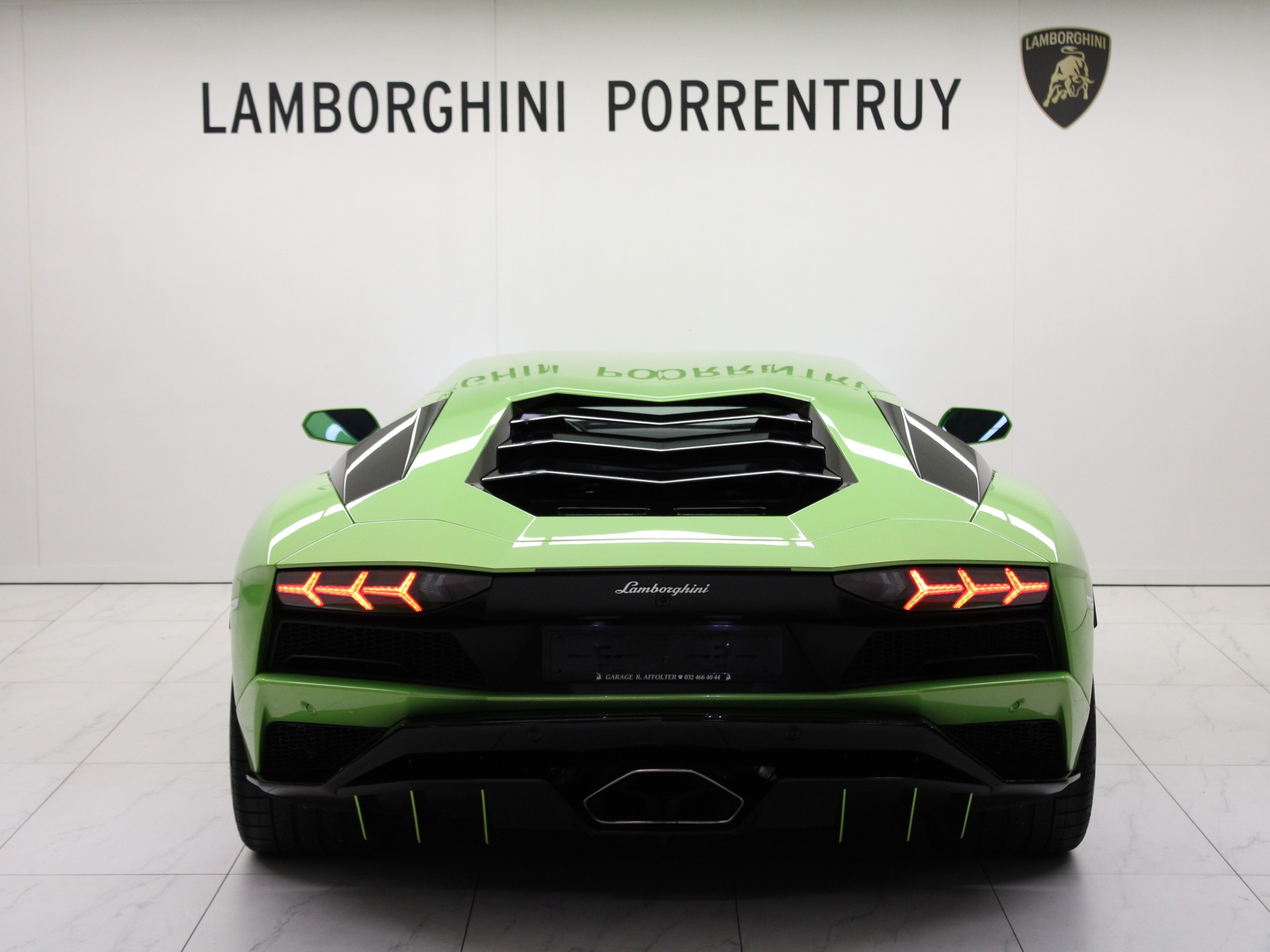 LAMBORGHINI Aventador S LP740-4 Coupé E-Gear-image-3
