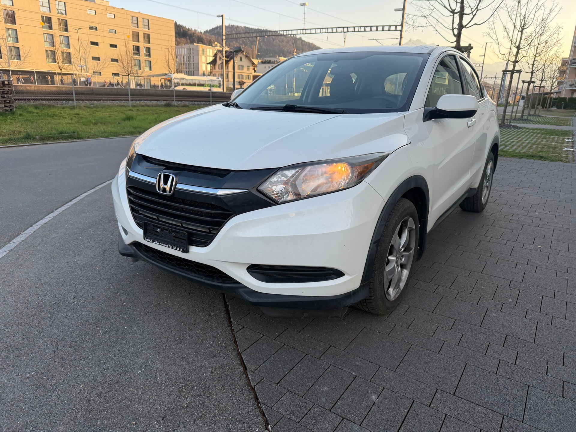 HONDA HR-V-image-0