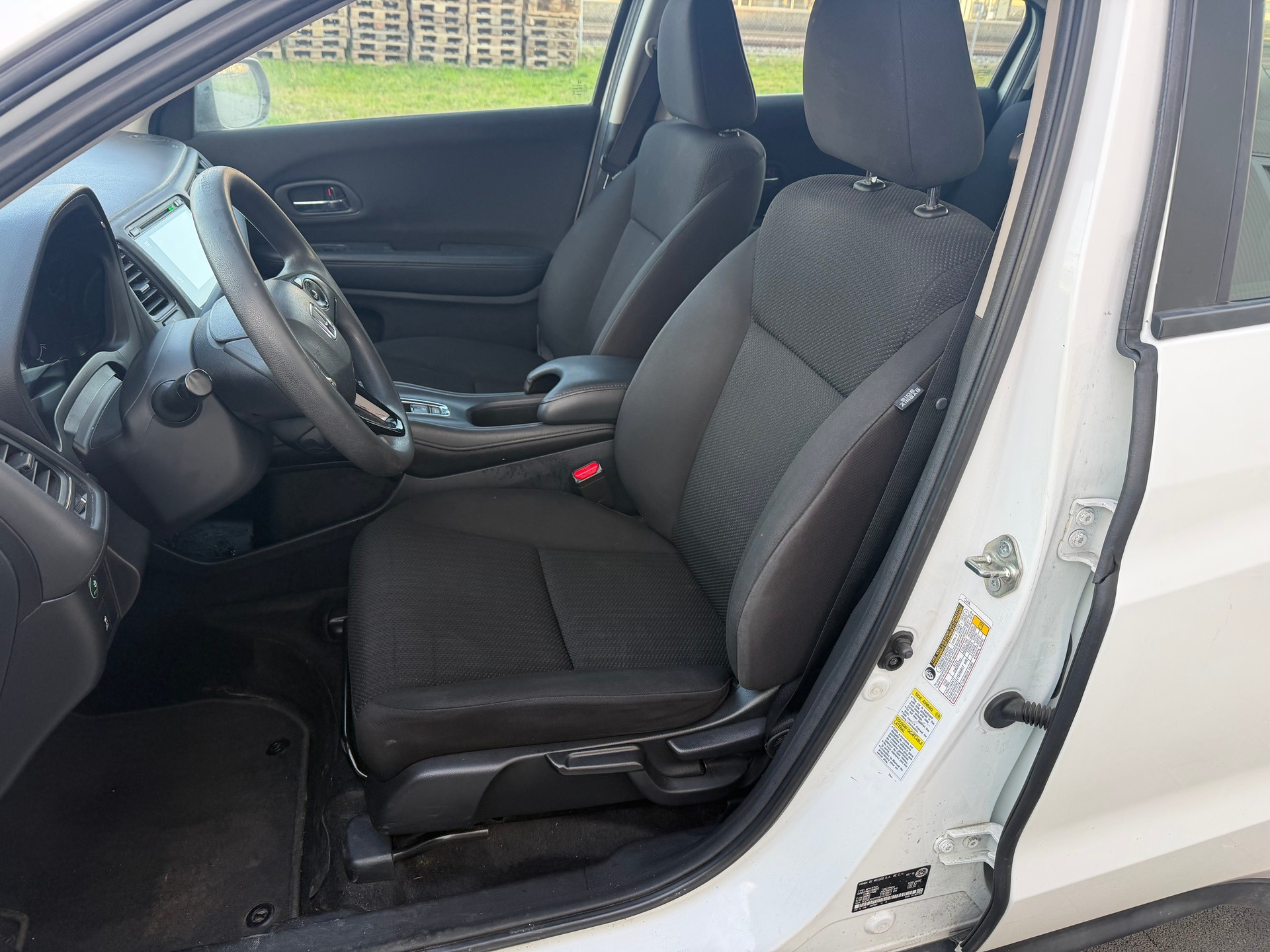 HONDA HR-V-image-6
