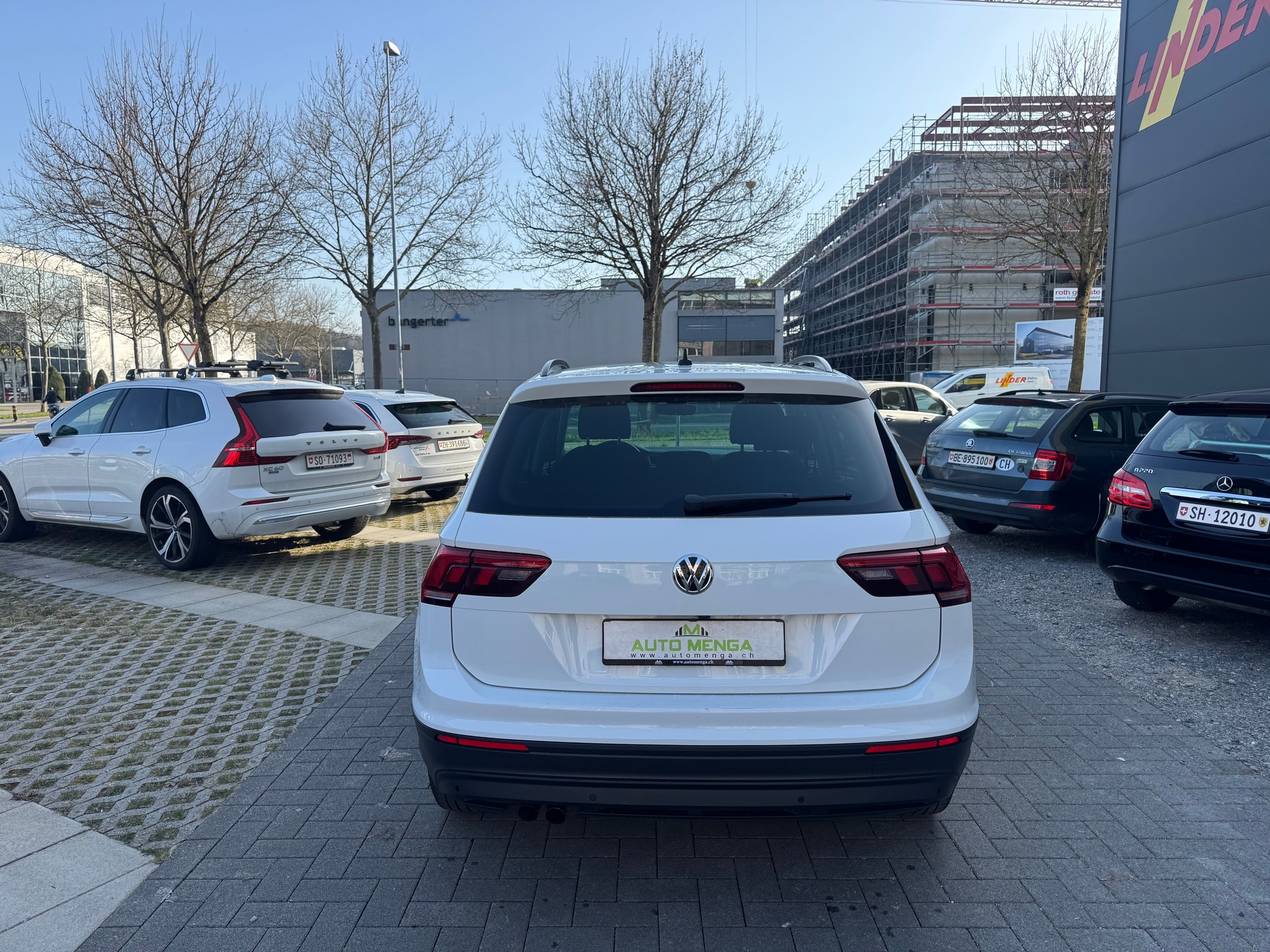 VW Tiguan 2.0 TDI SCR Comfortline 4Motion DSG-image-4