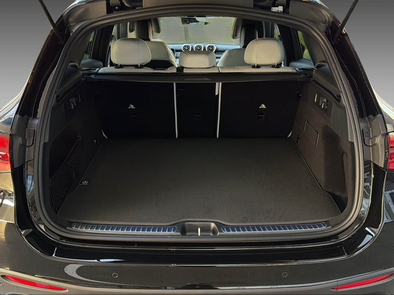 MERCEDES-BENZ GLC 300 4Matic-image-5