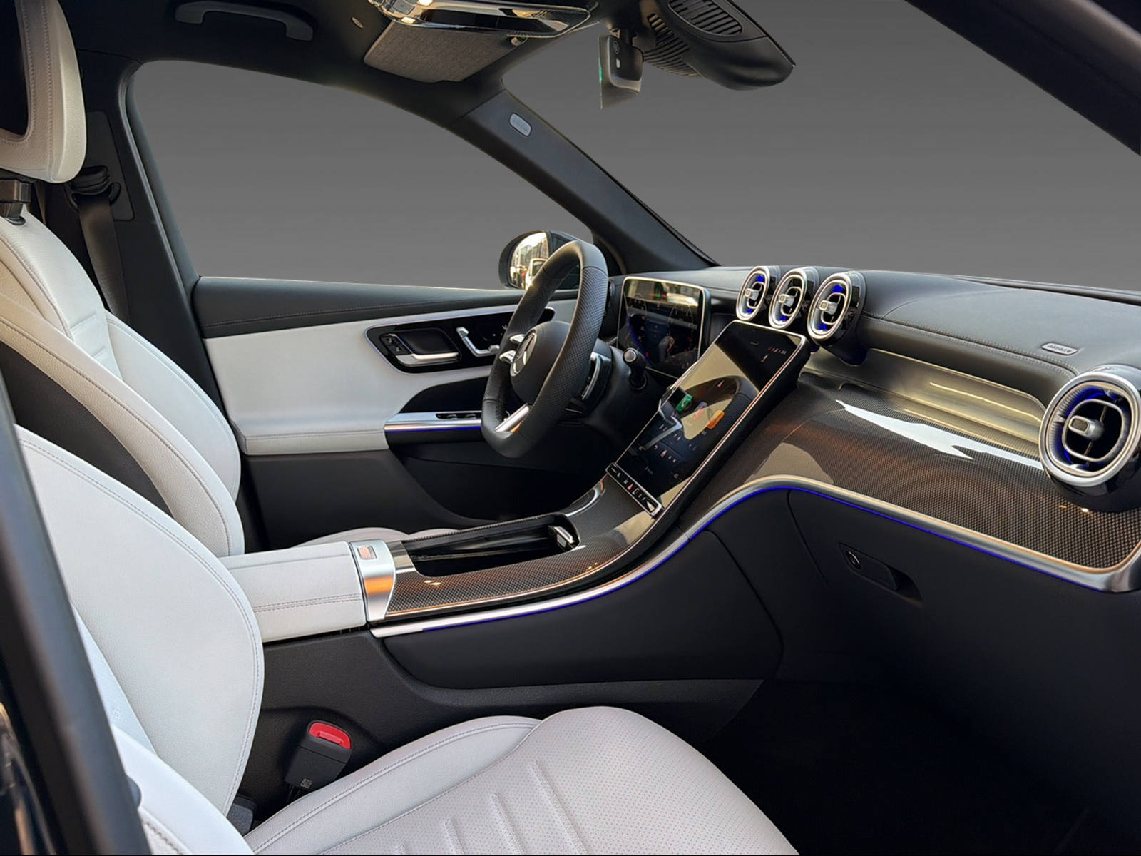 MERCEDES-BENZ GLC 300 4Matic-image-9
