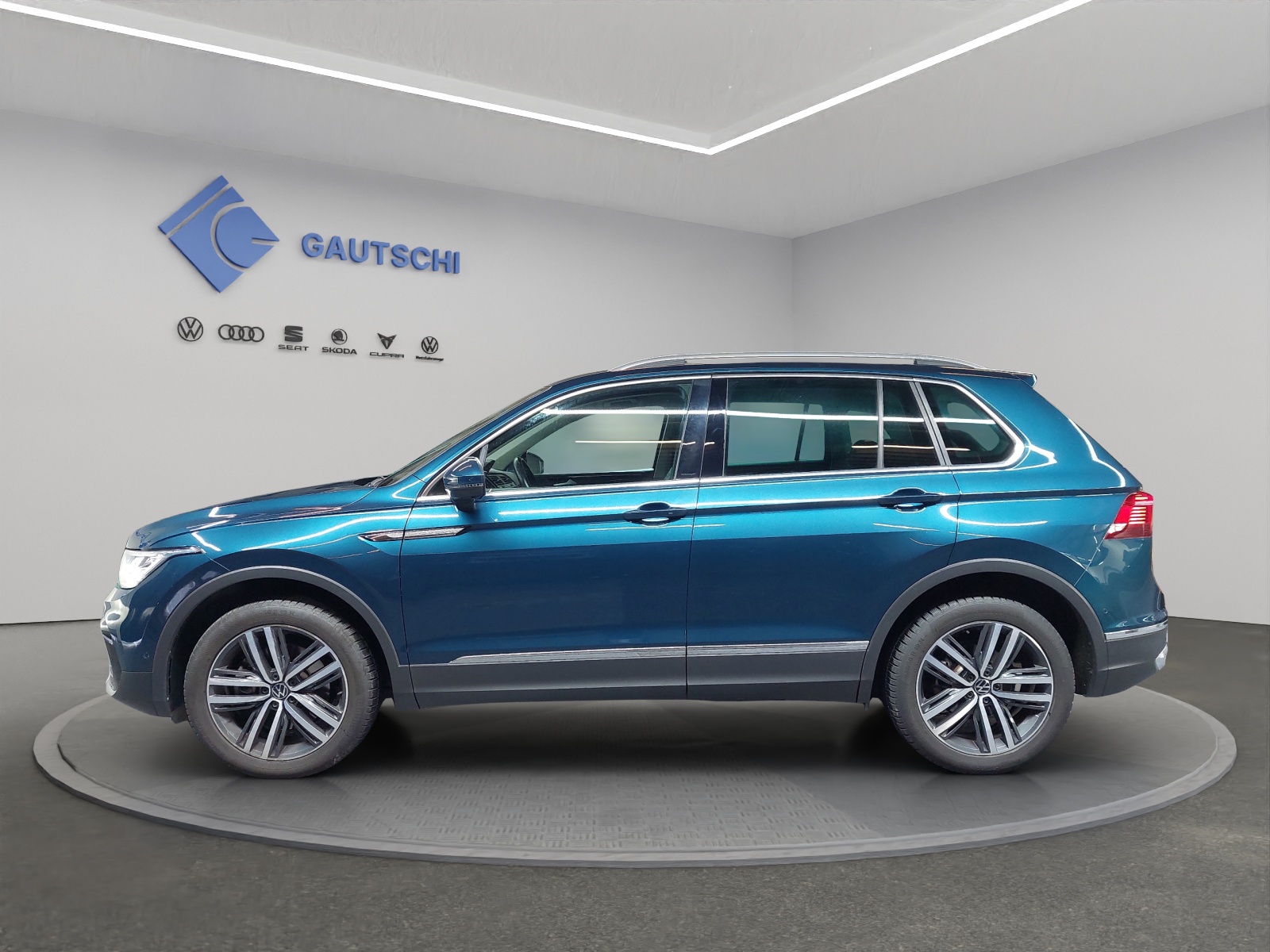 VW Tiguan 2.0 TDI SCR Elegance 4Motion DSG-image-1
