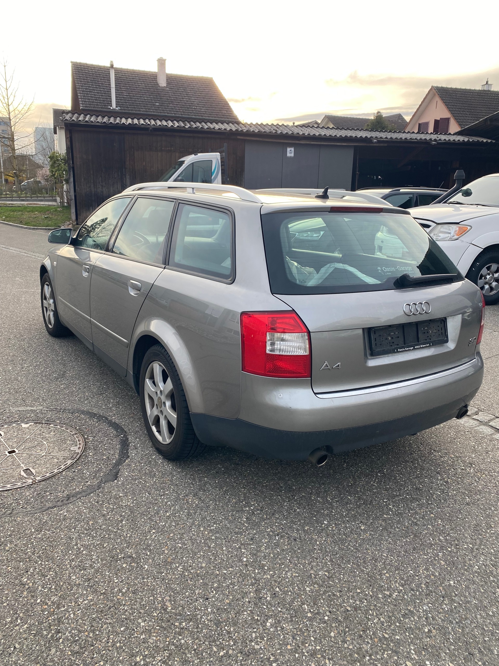 AUDI A4 Avant 3.0 V6 quattro-image-3