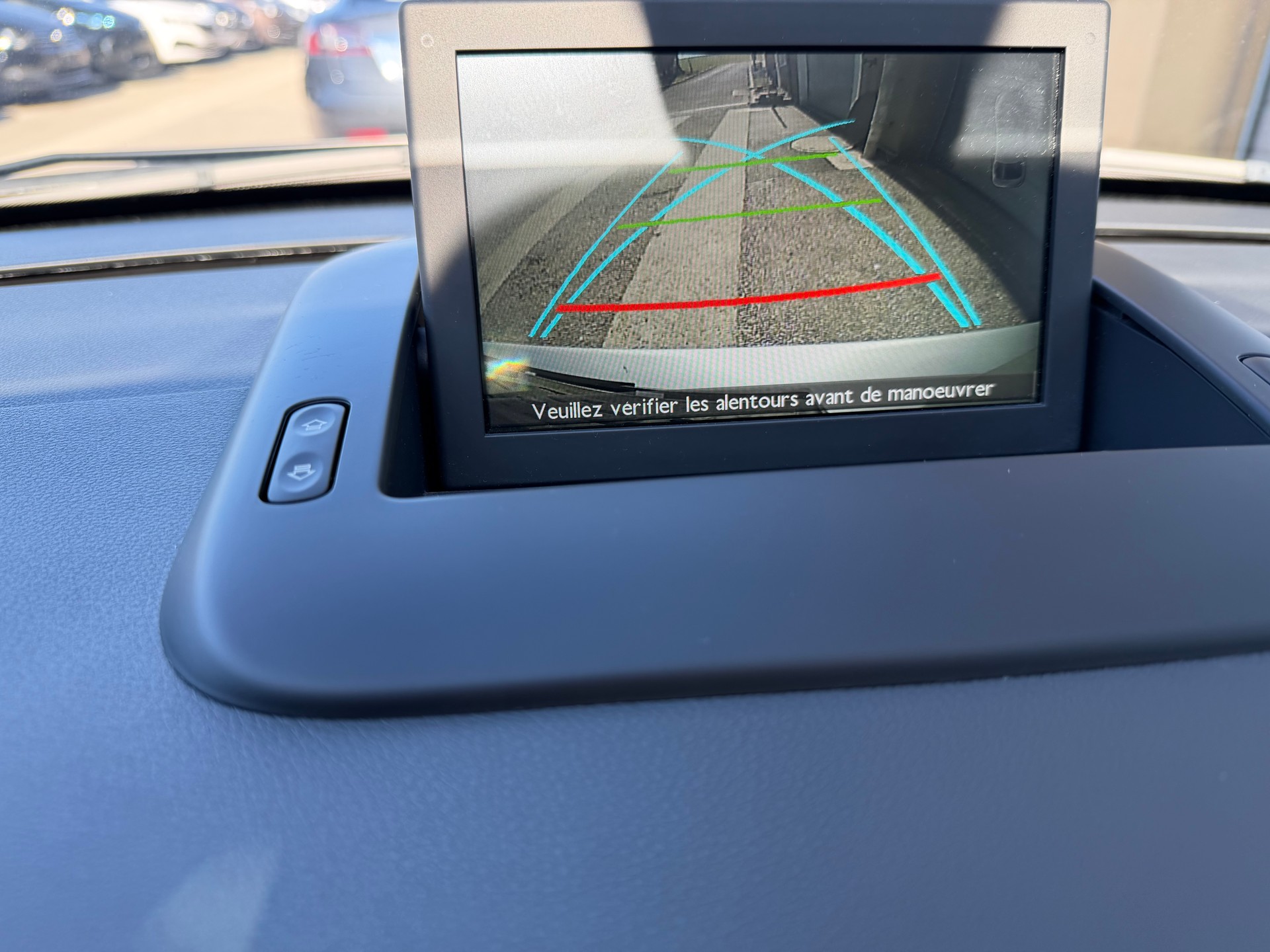 PEUGEOT 5008 1.6 THP Sensation Tiptronic-image-11