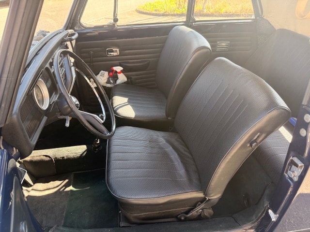VW 1302-image-12