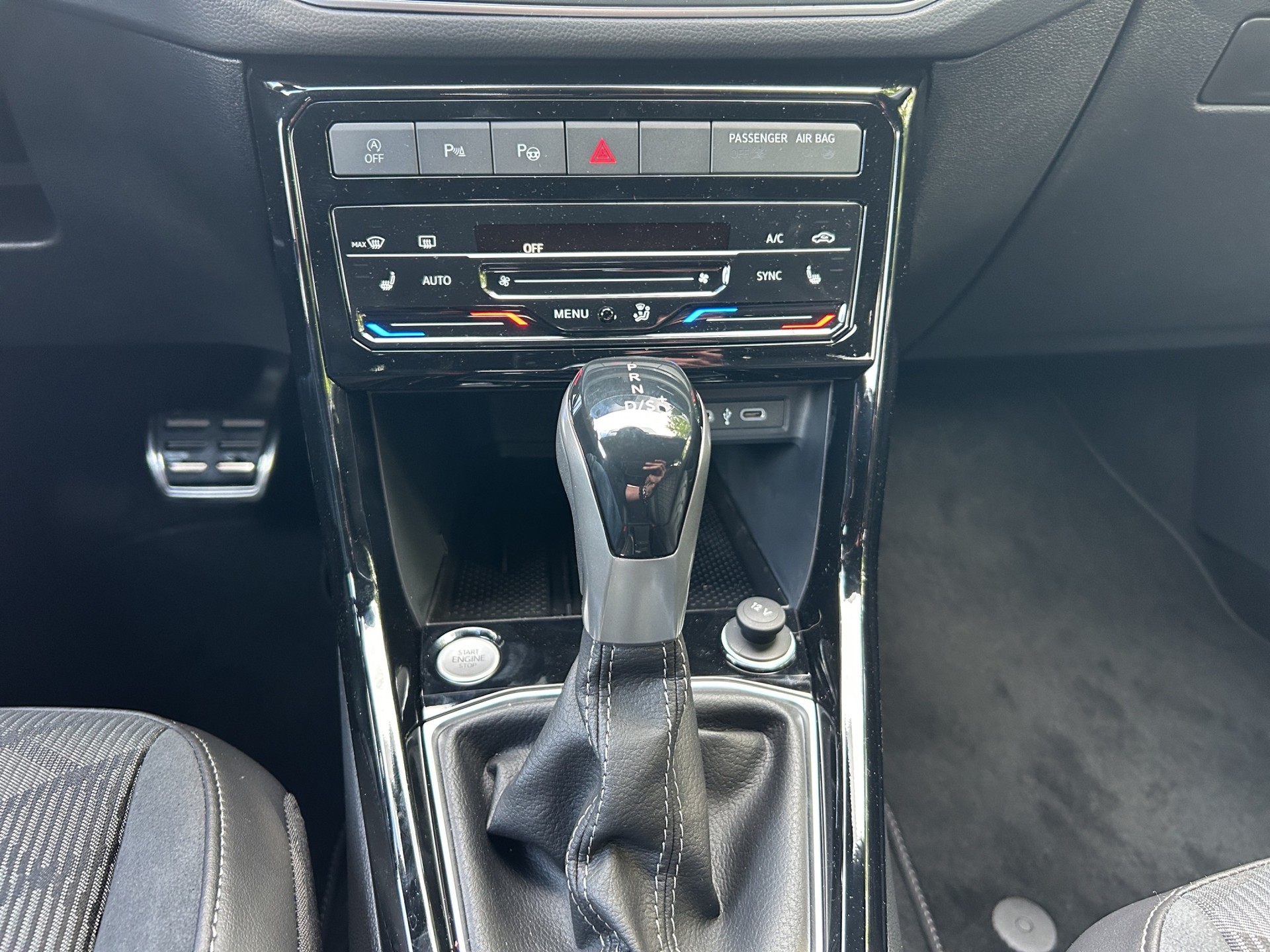 VW T-Cross 1.5 TSI EVO ACT R-Line DSG-image-11