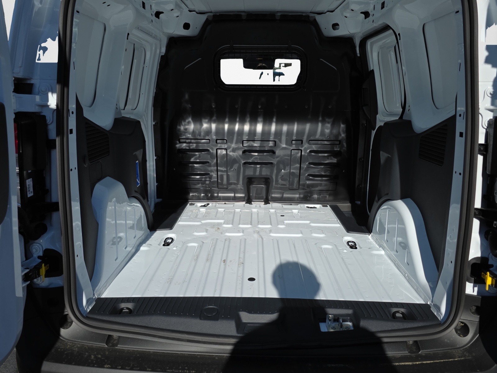 FORD Transit Courier DEMO van 1.0 EcoBoost Trend-image-11