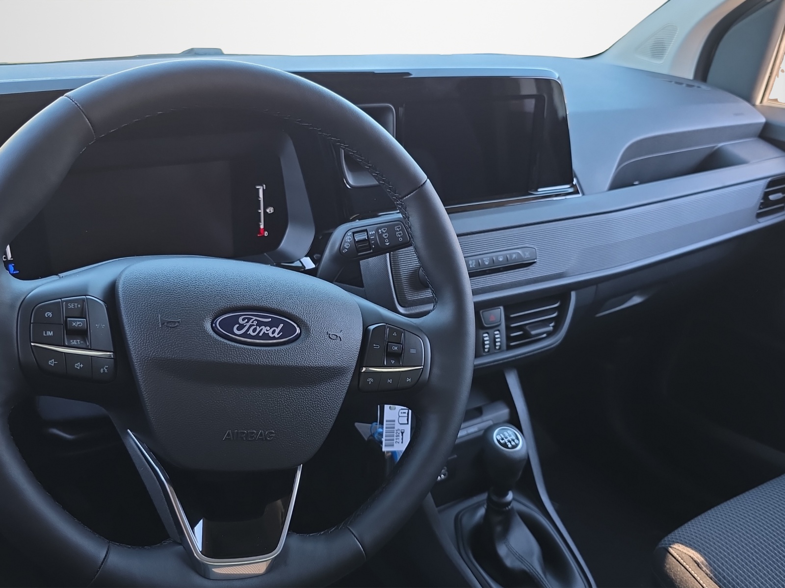 FORD Transit Courier DEMO van 1.0 EcoBoost Trend-image-10