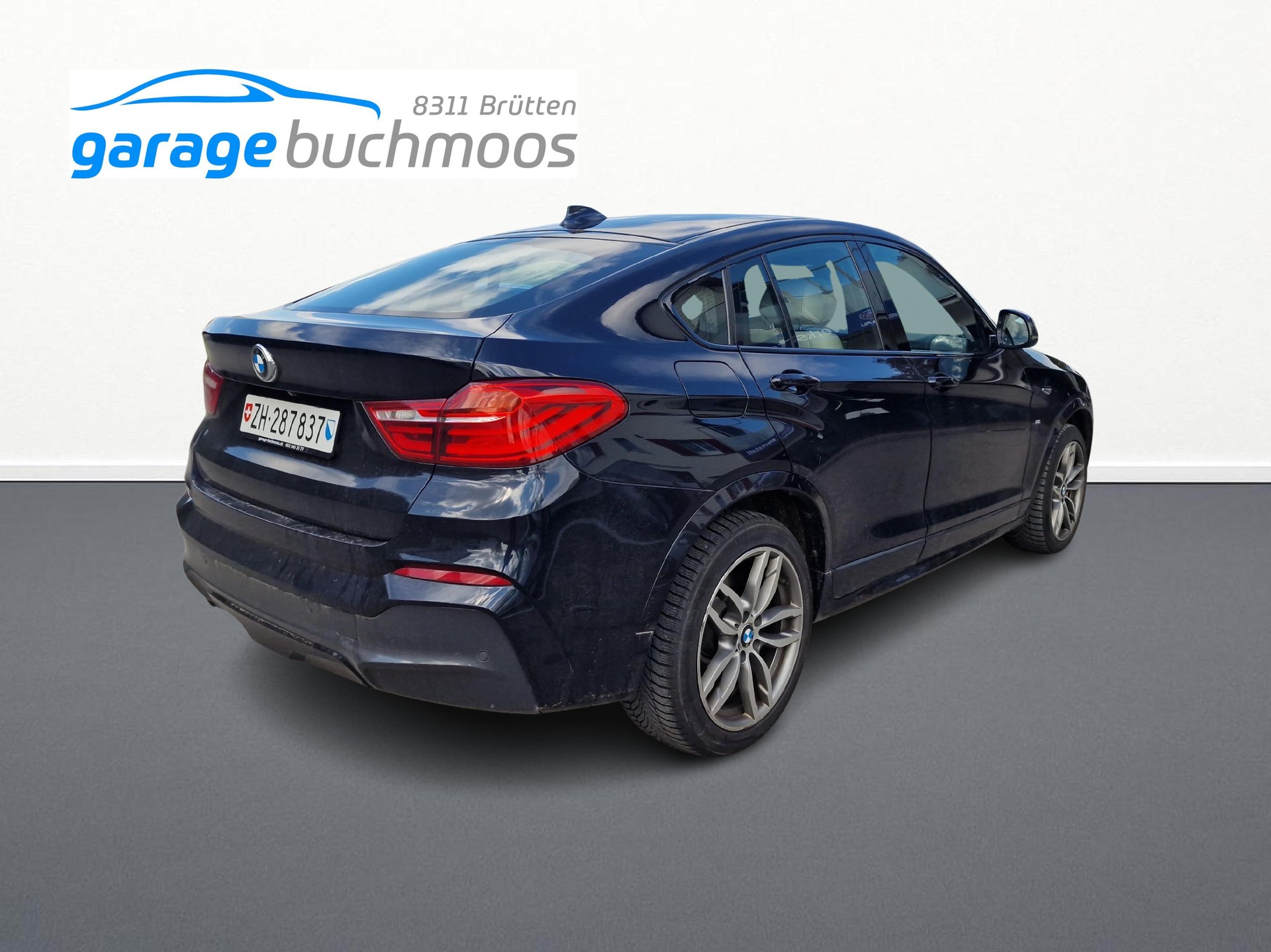 BMW X4 20i xDrive-image-4