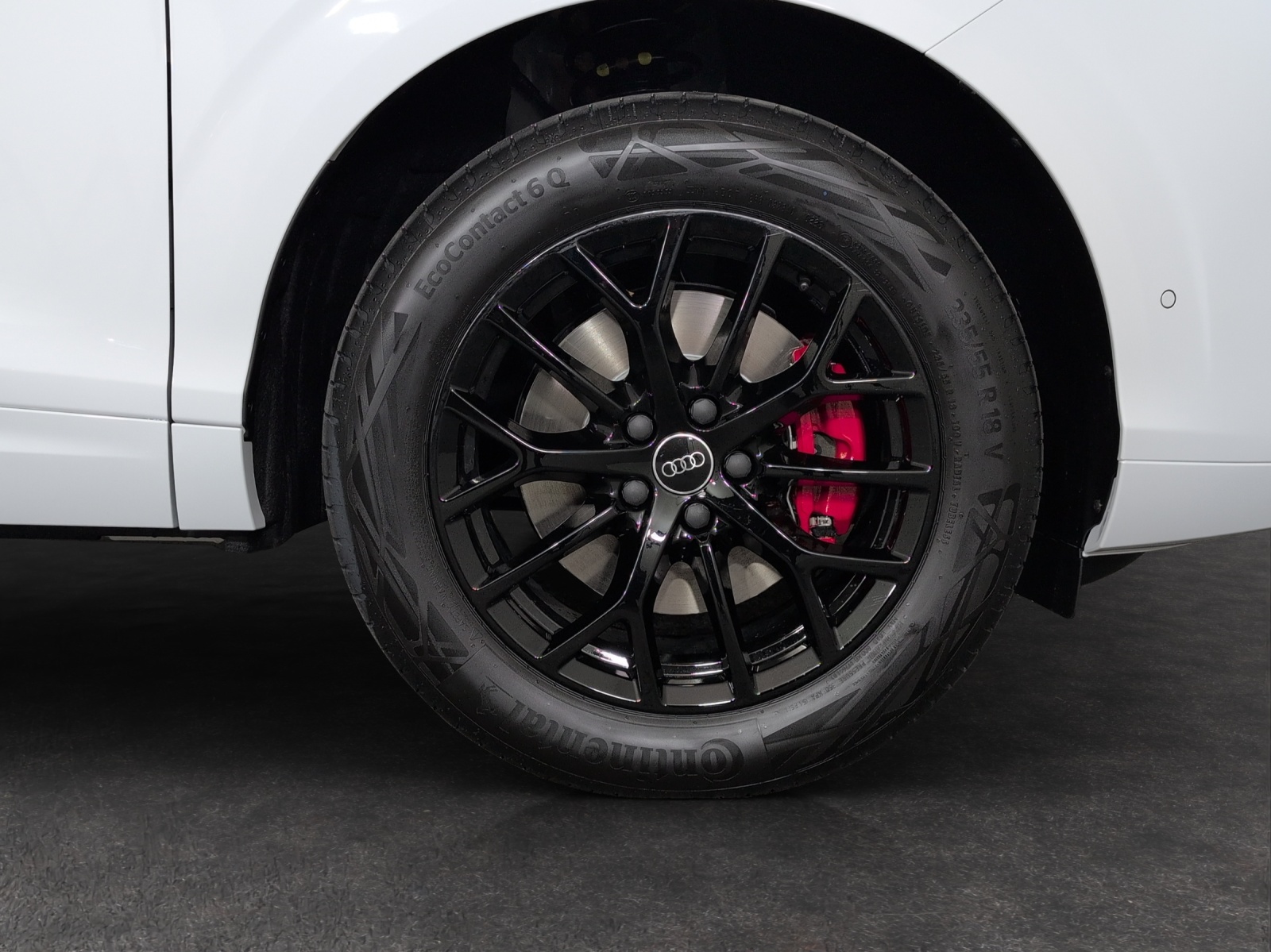 AUDI Q3 SUV TFSI quattro 150 kW S tronic-image-4