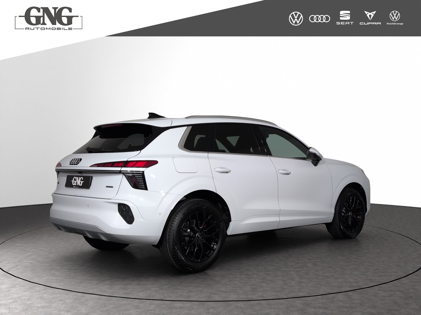 AUDI Q3 SUV TFSI quattro 150 kW S tronic-image-2