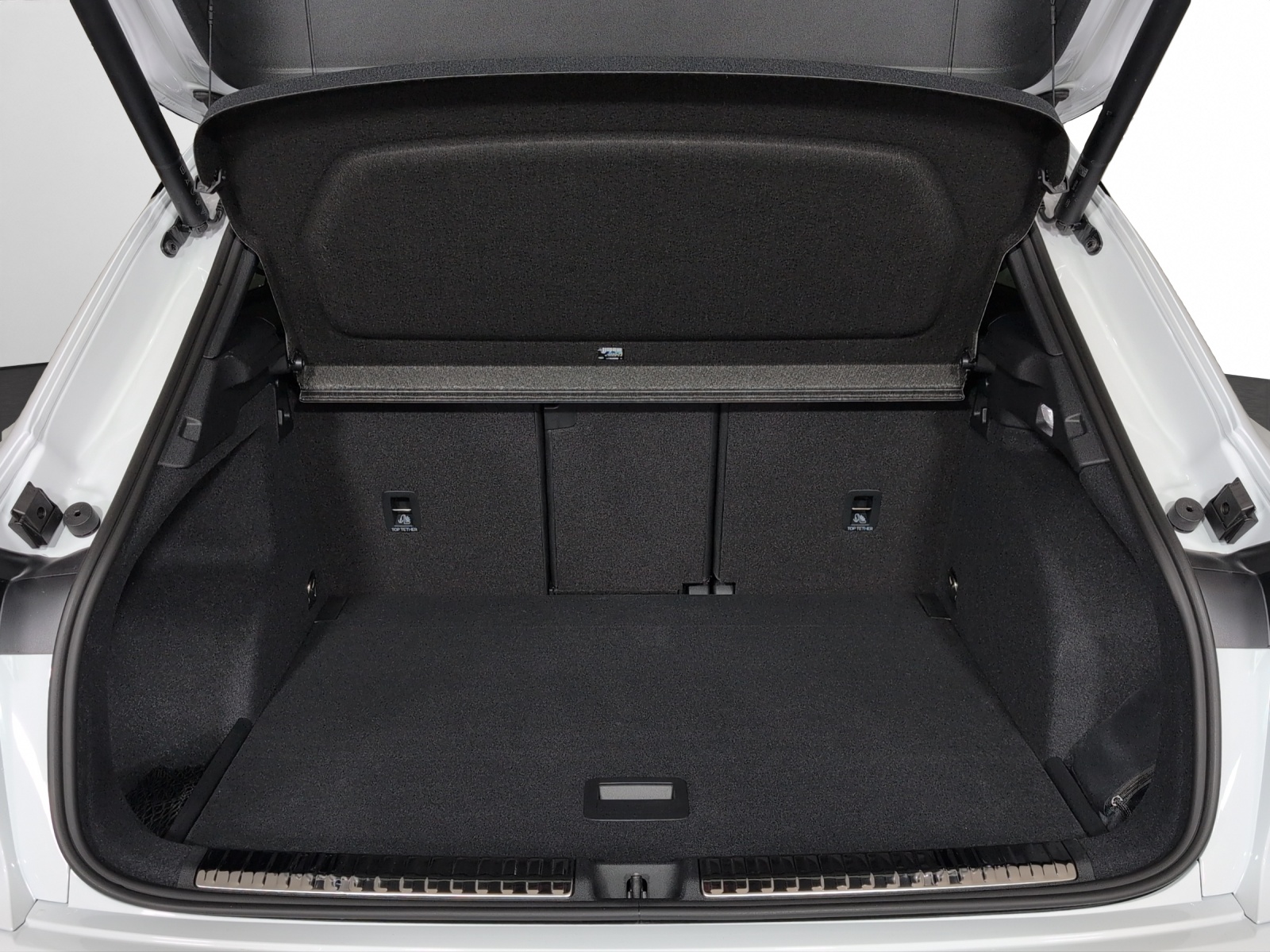 AUDI Q3 SUV TFSI quattro 150 kW S tronic-image-14