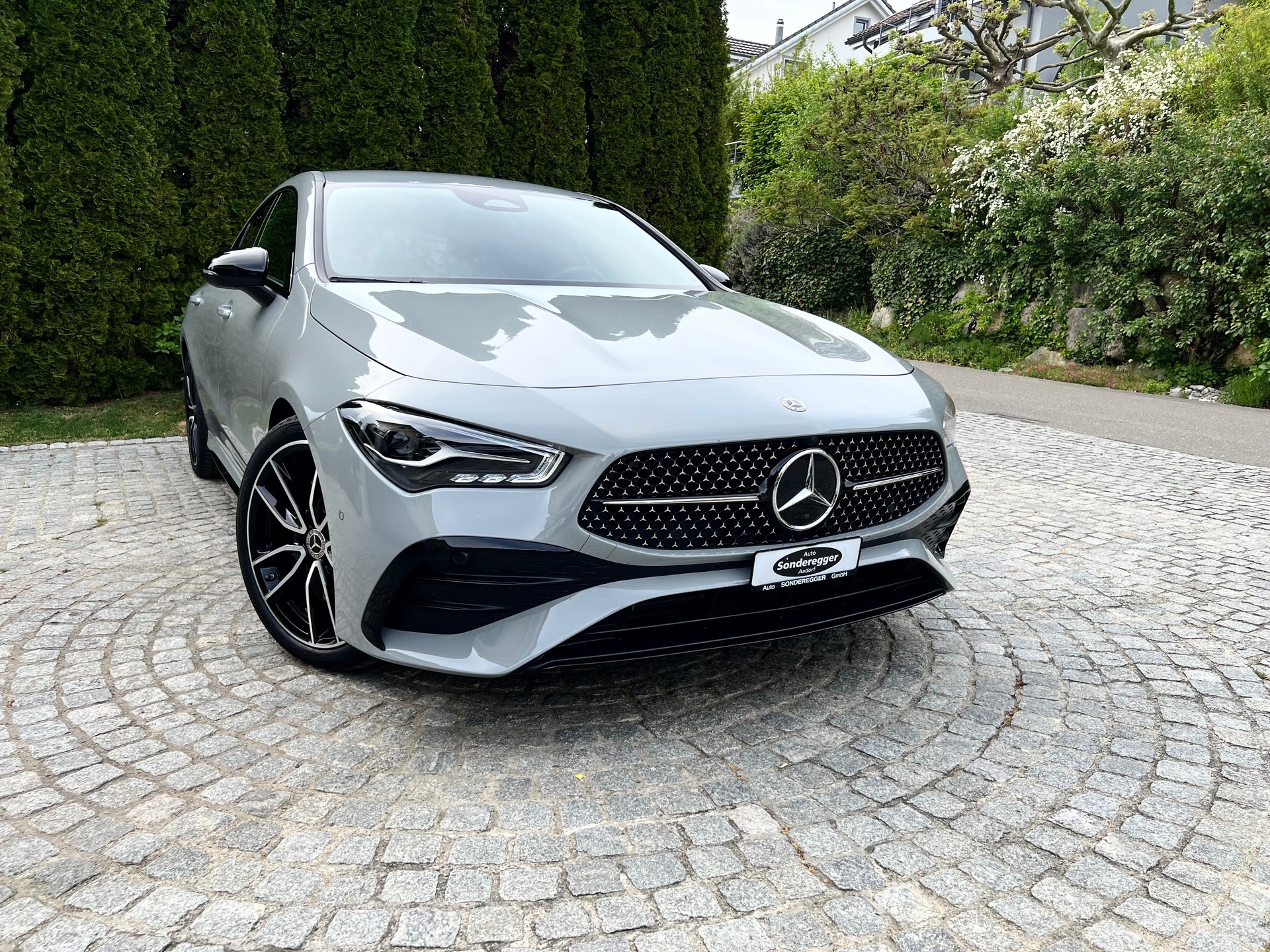 MERCEDES-BENZ CLA250 4M AMG Edition-image-4
