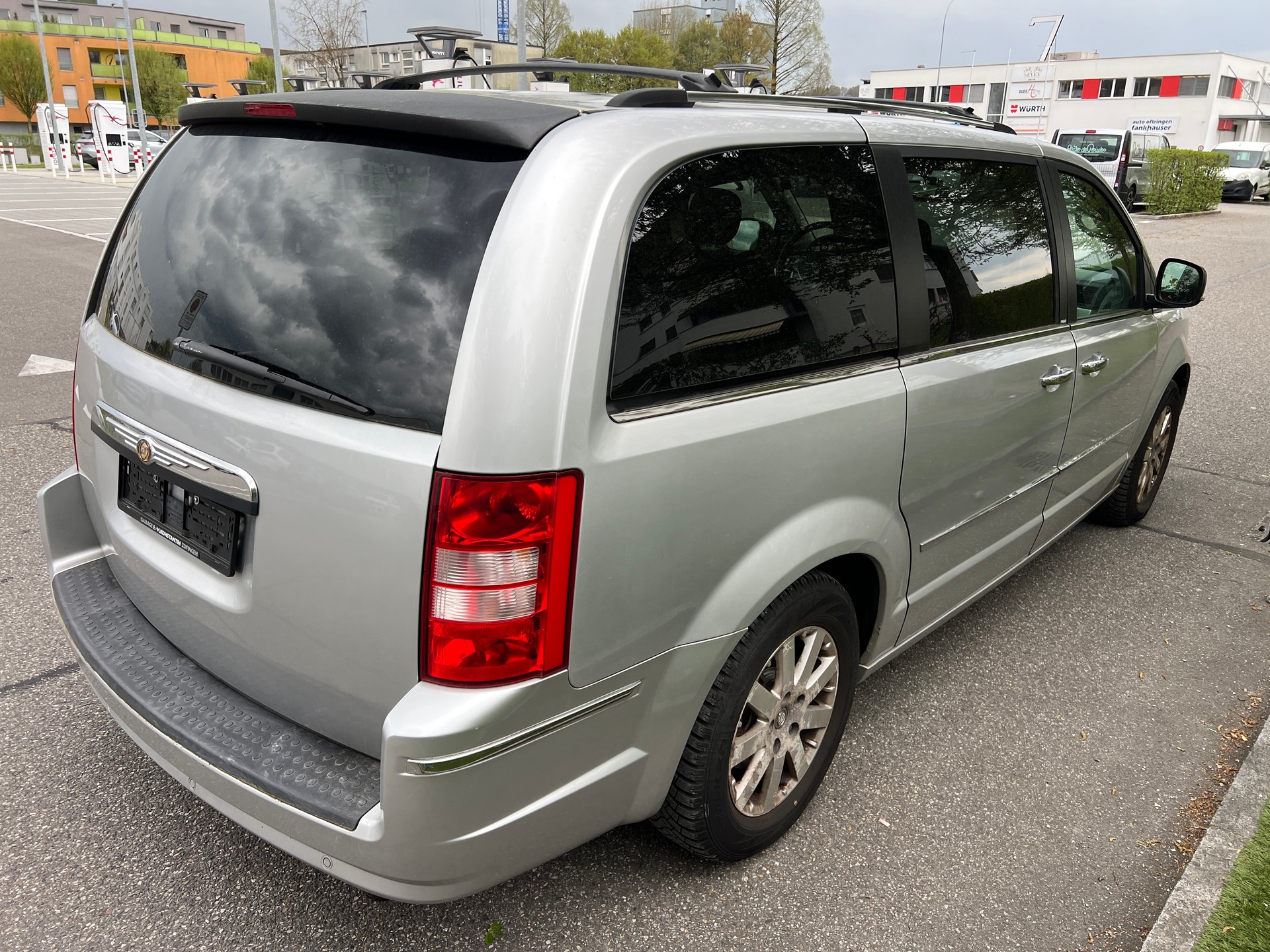 CHRYSLER Grand Voyager 3.8 Limited Automatic-image-5