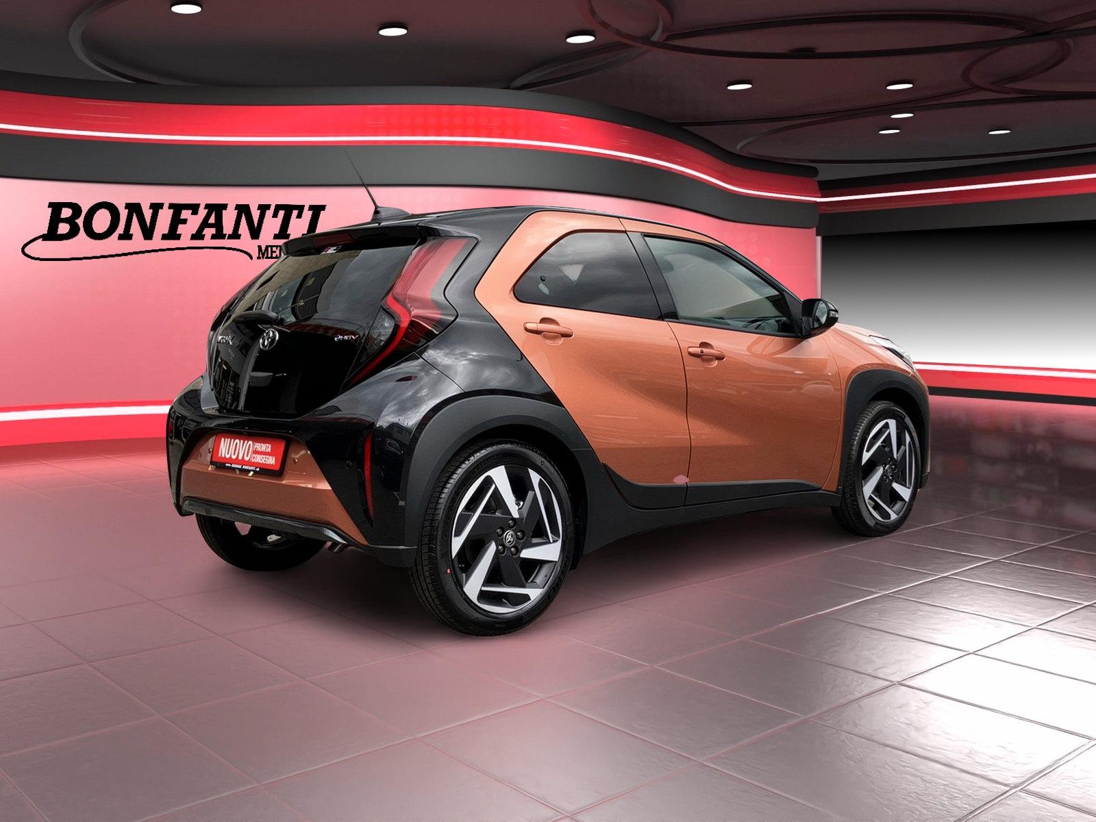 TOYOTA Aygo X 1.5 VVT-i HSD Style-image-11