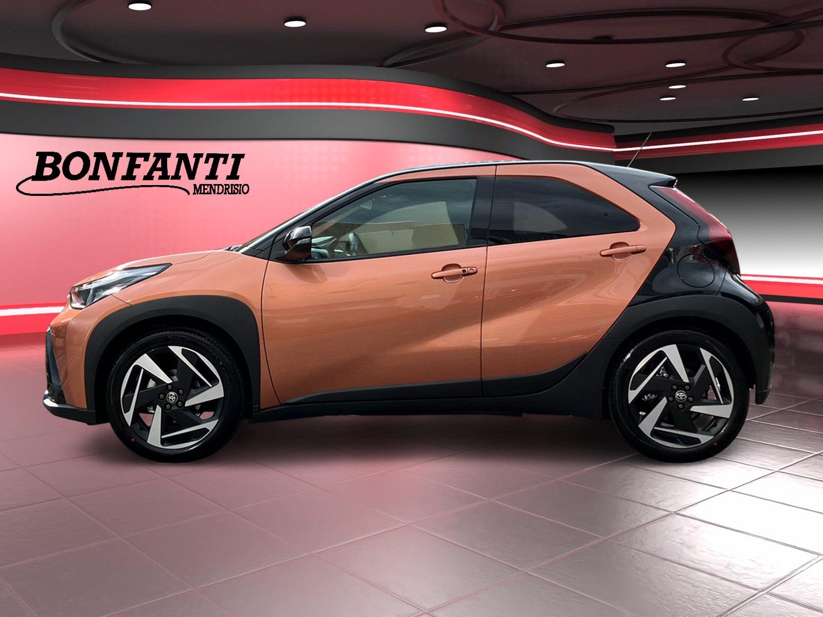 TOYOTA Aygo X 1.5 VVT-i HSD Style-image-4