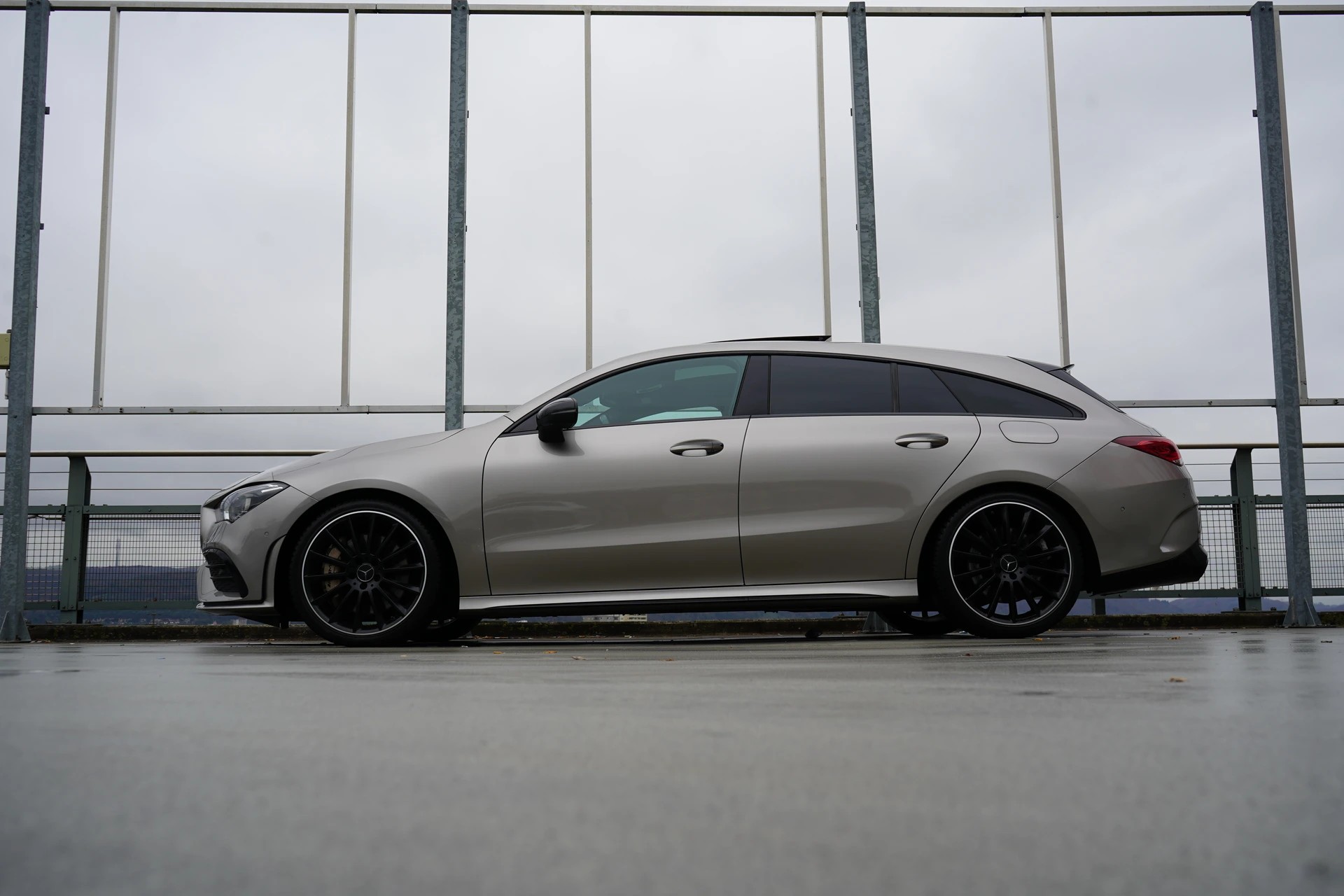 MERCEDES-BENZ CLA SHOOTING BRAKE 35 AMG NIGHT 4MATIC 7G-DCT l 306 PS-image-1